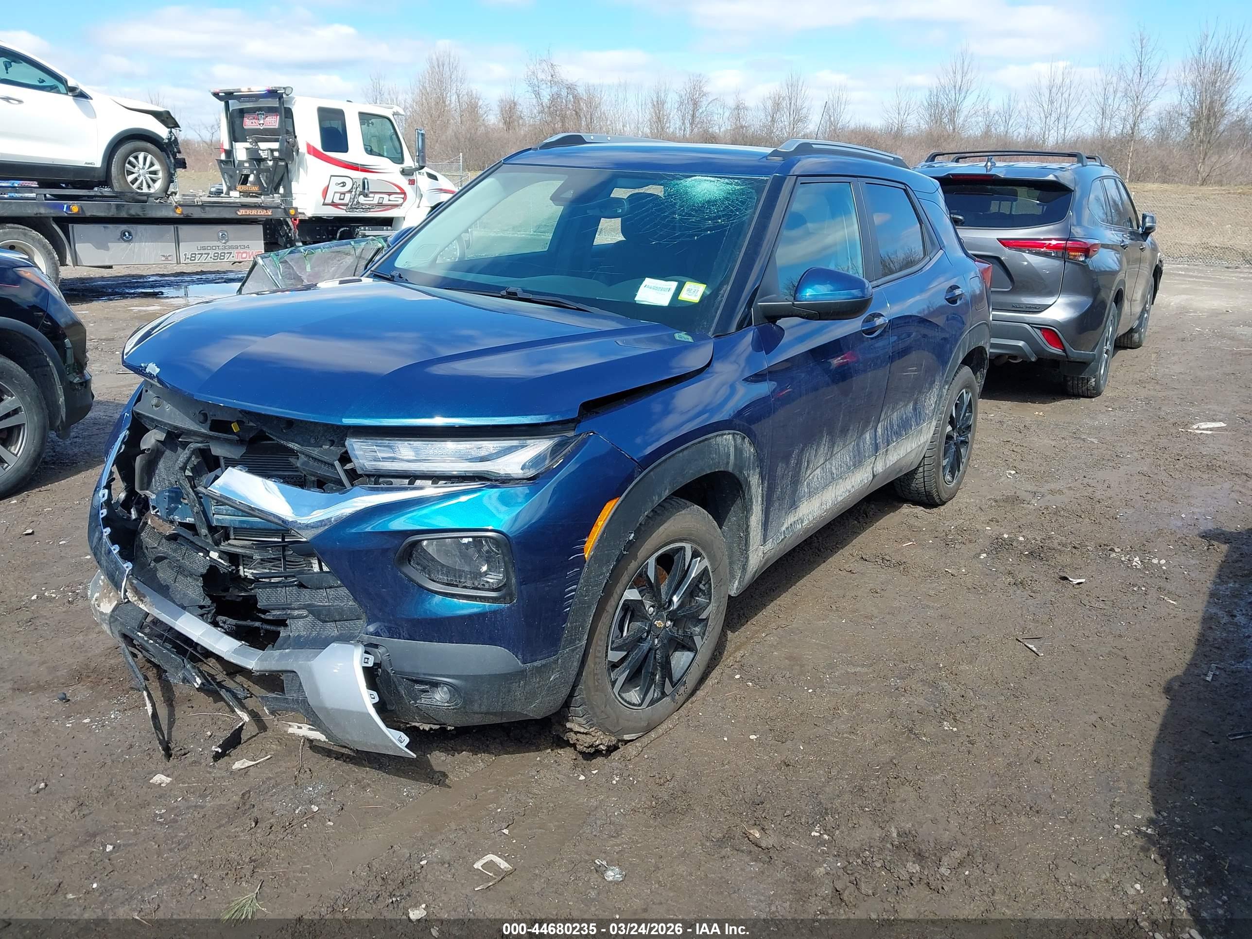 CHEVROLET TRAILBLAZER image 2