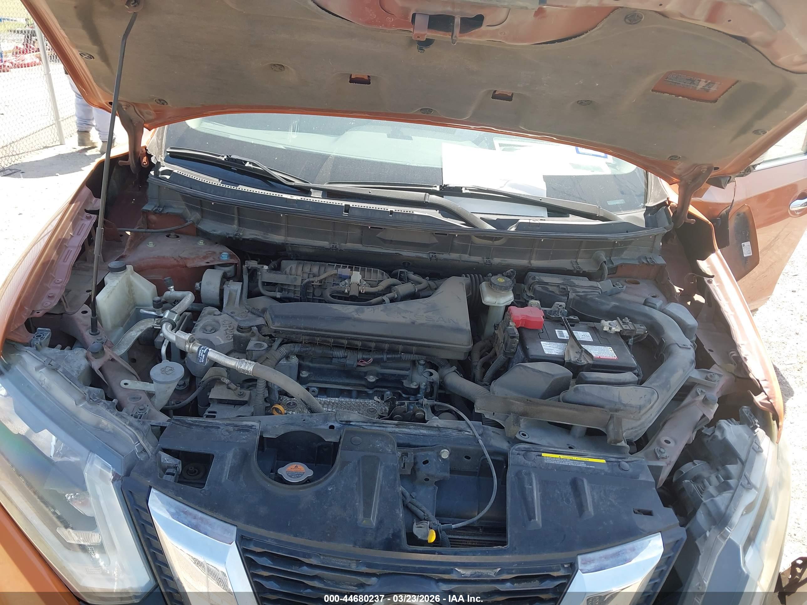 NISSAN ROGUE image 10