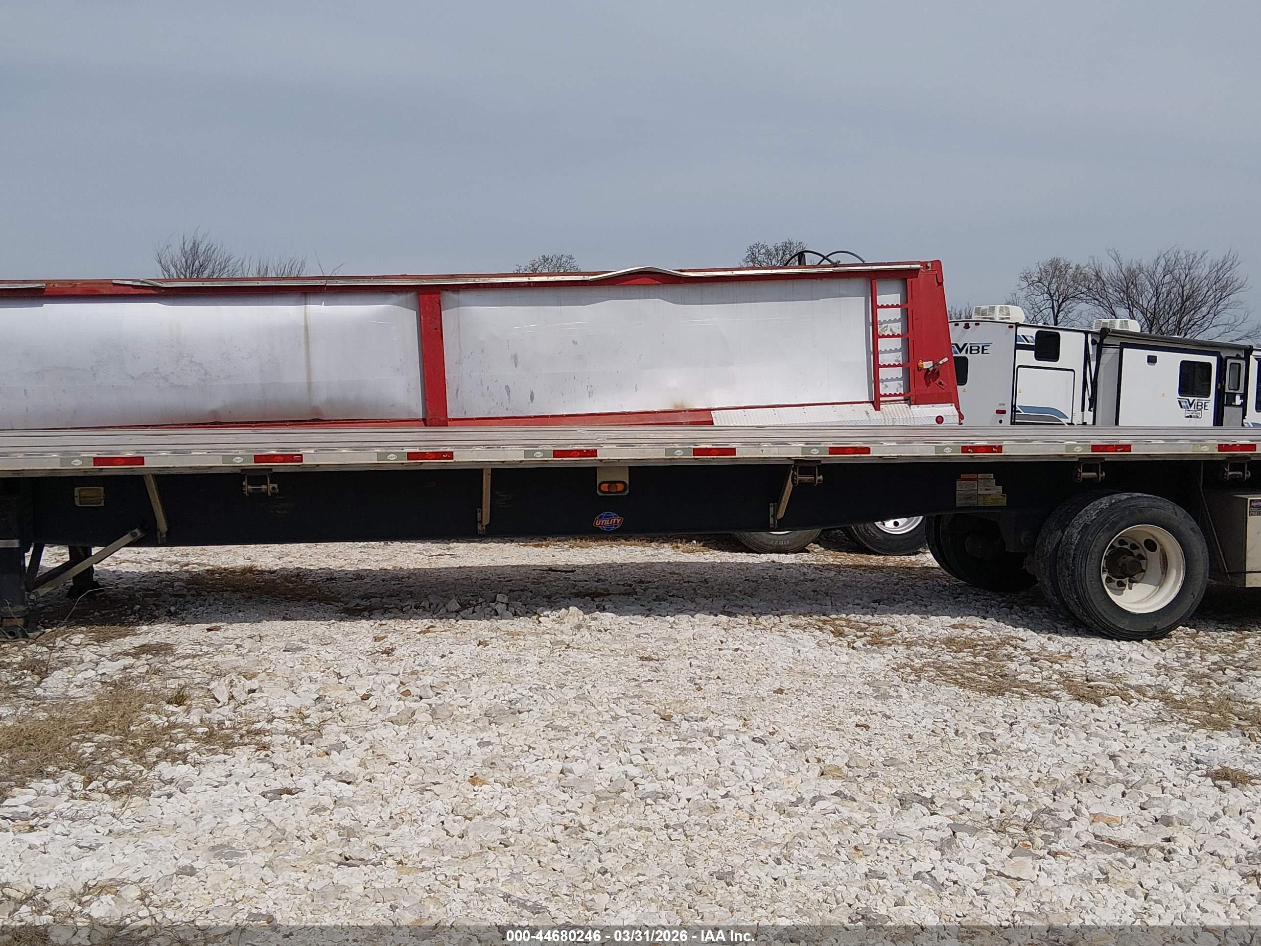 UTILITY TRAILER image 7