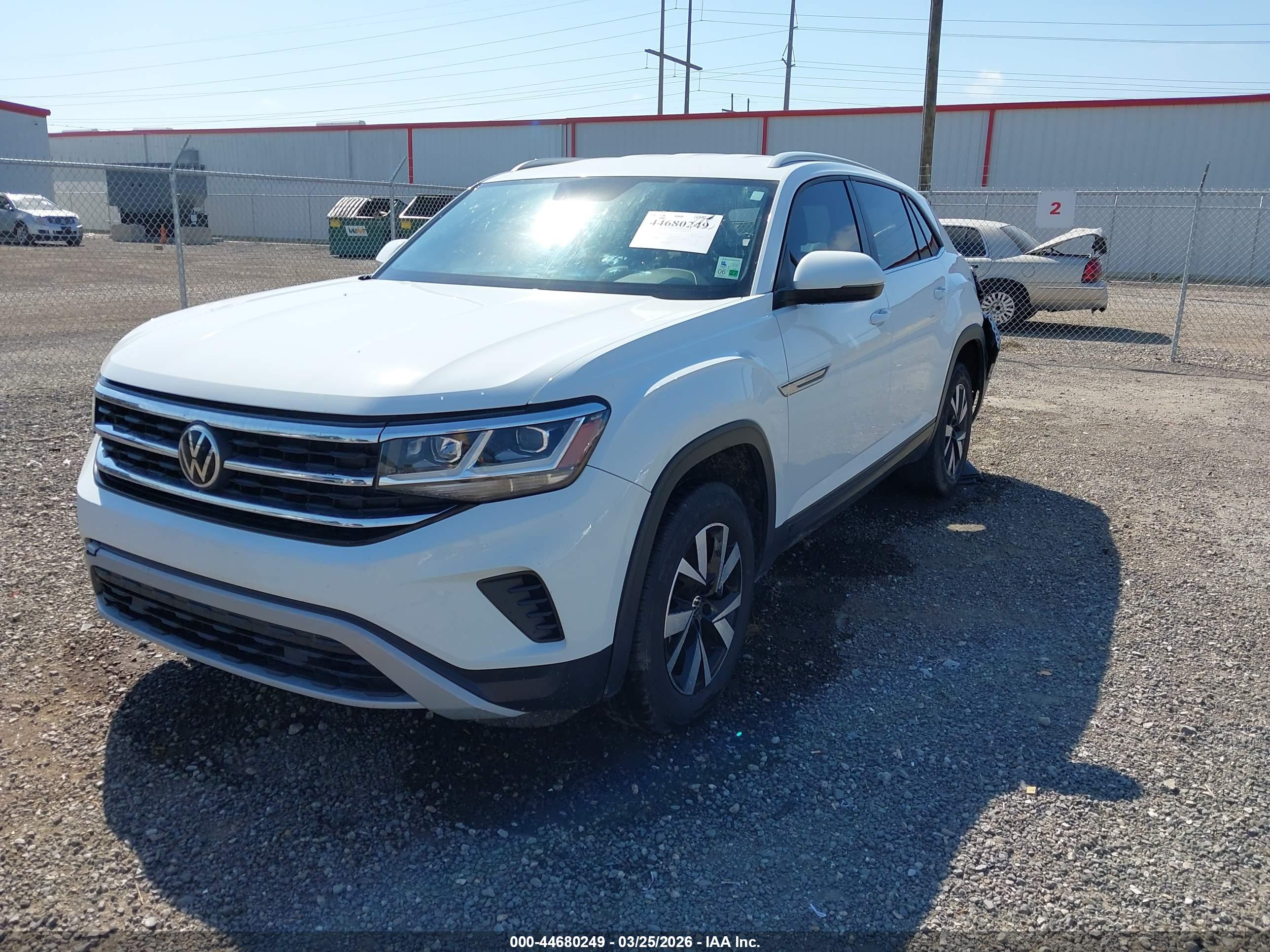 VOLKSWAGEN ATLAS image 2