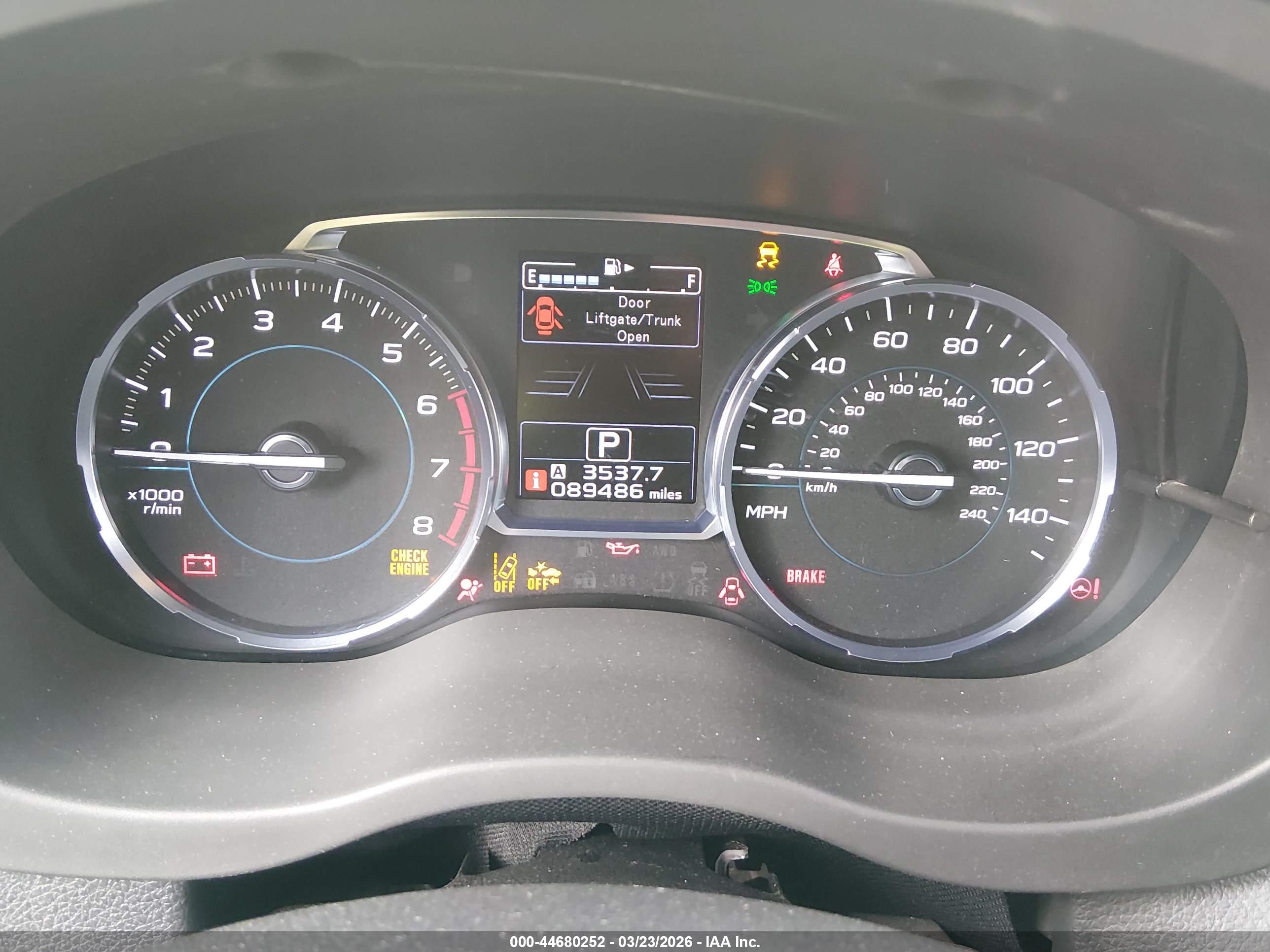 SUBARU FORESTER image 7
