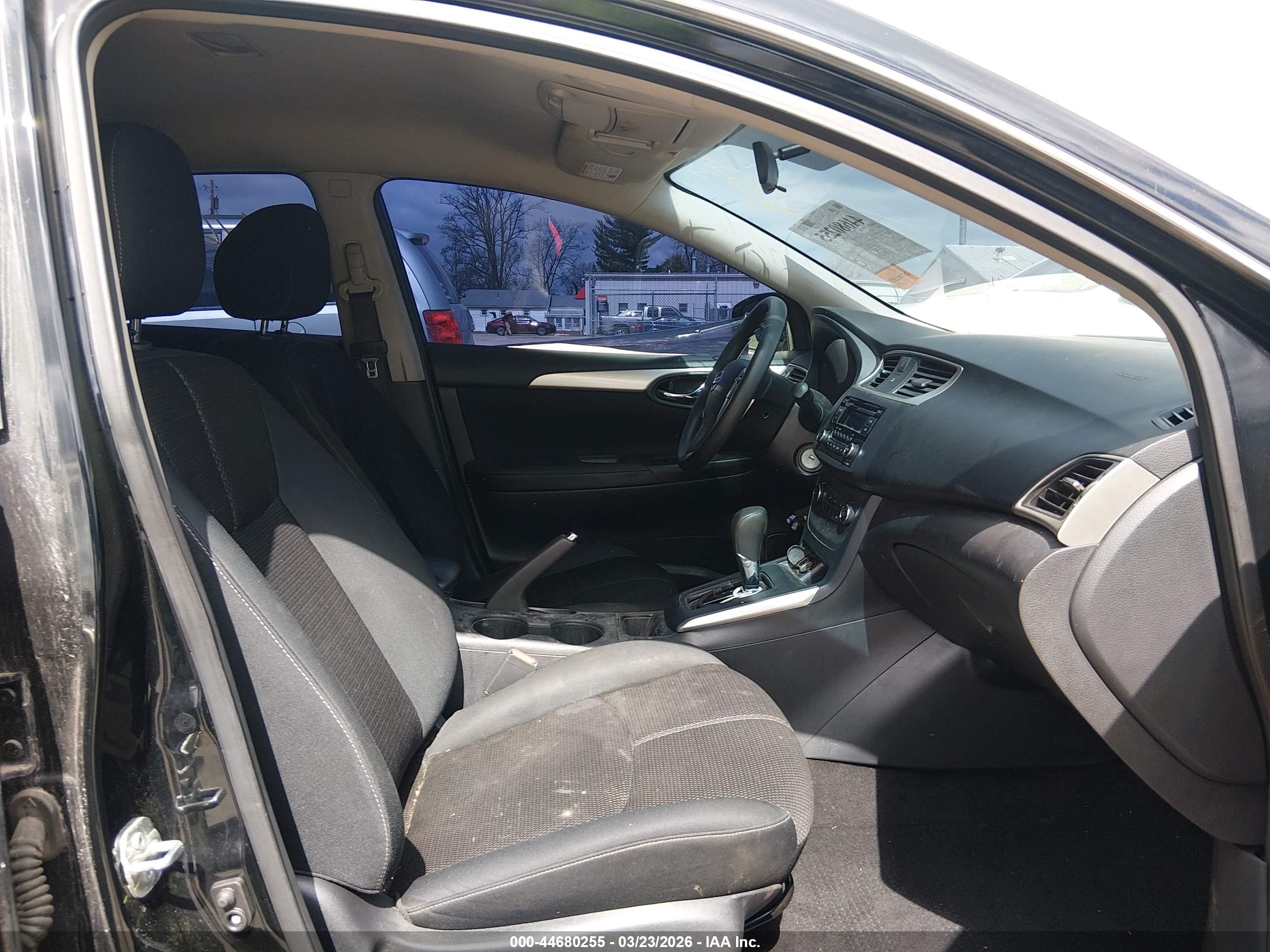 NISSAN SENTRA image 5