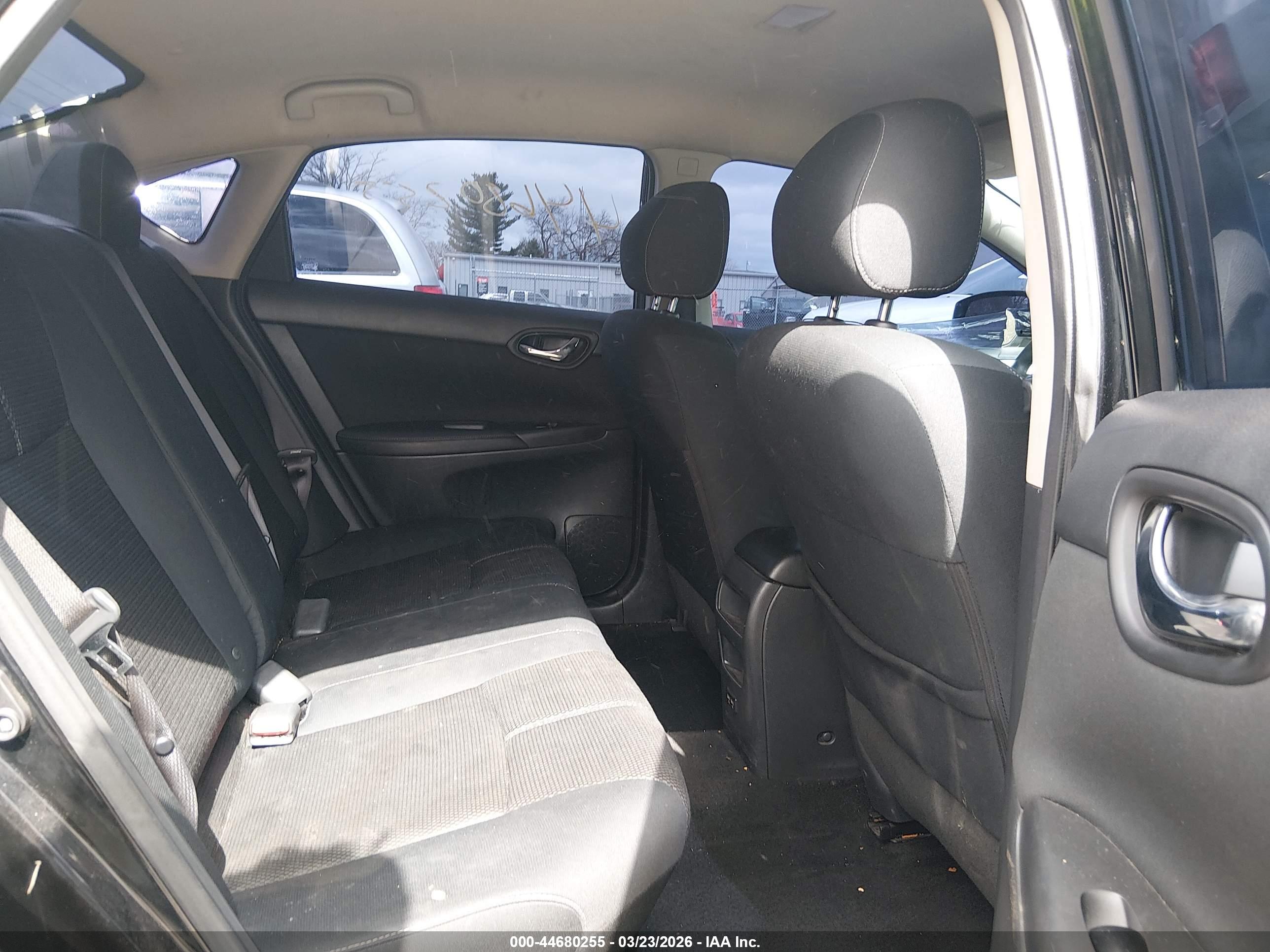 NISSAN SENTRA image 8