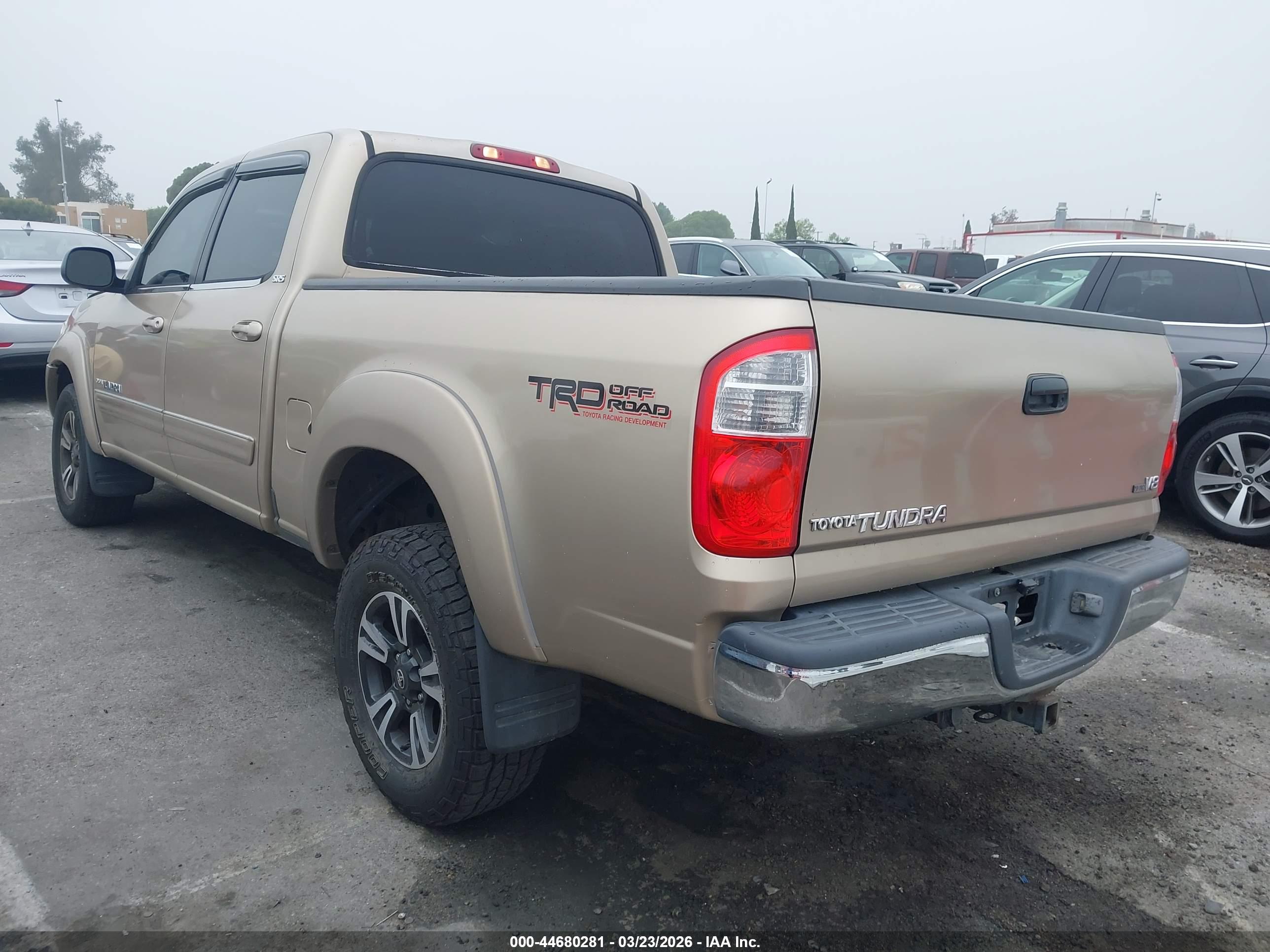 TOYOTA TUNDRA image 3