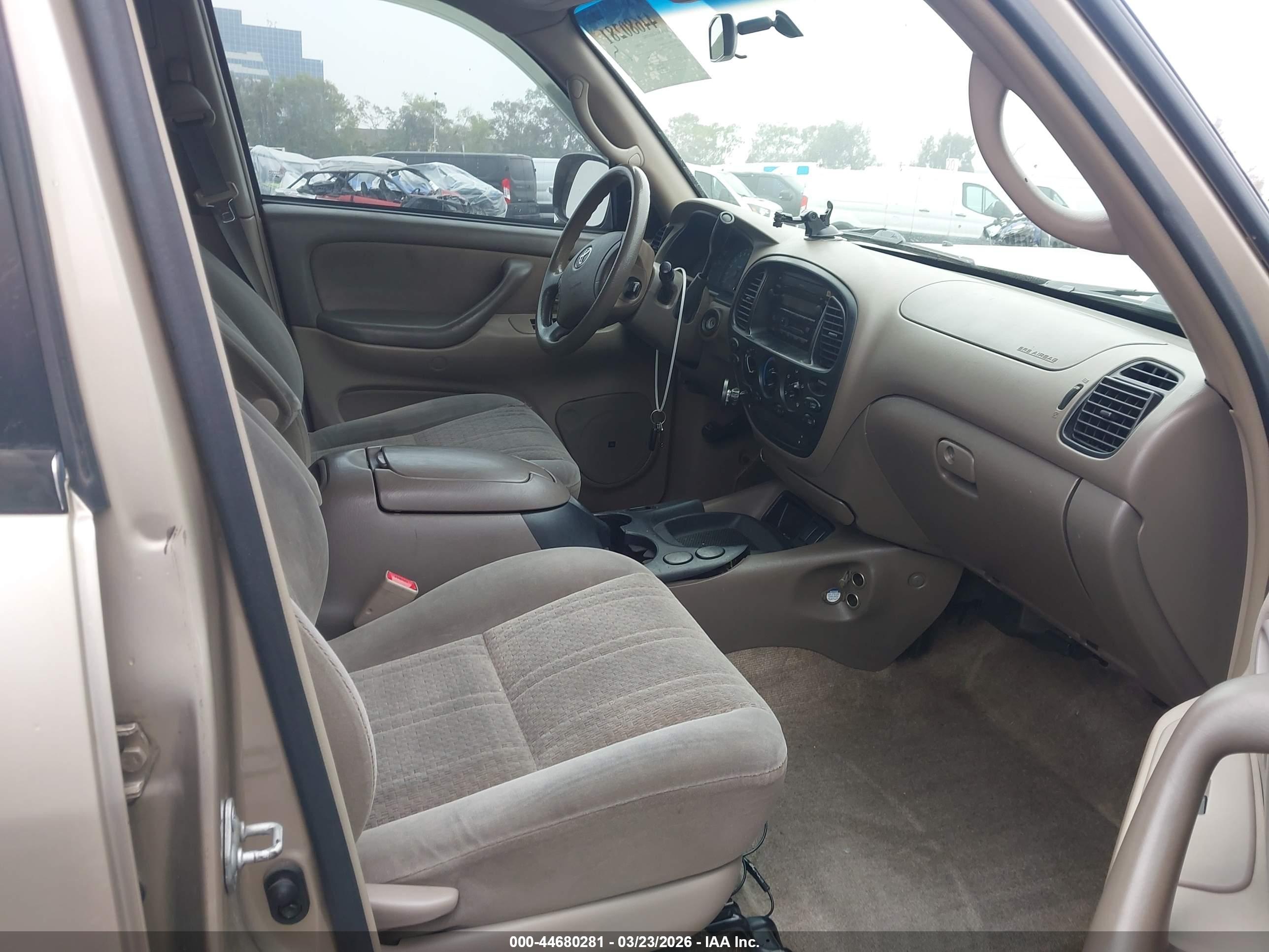 TOYOTA TUNDRA image 5
