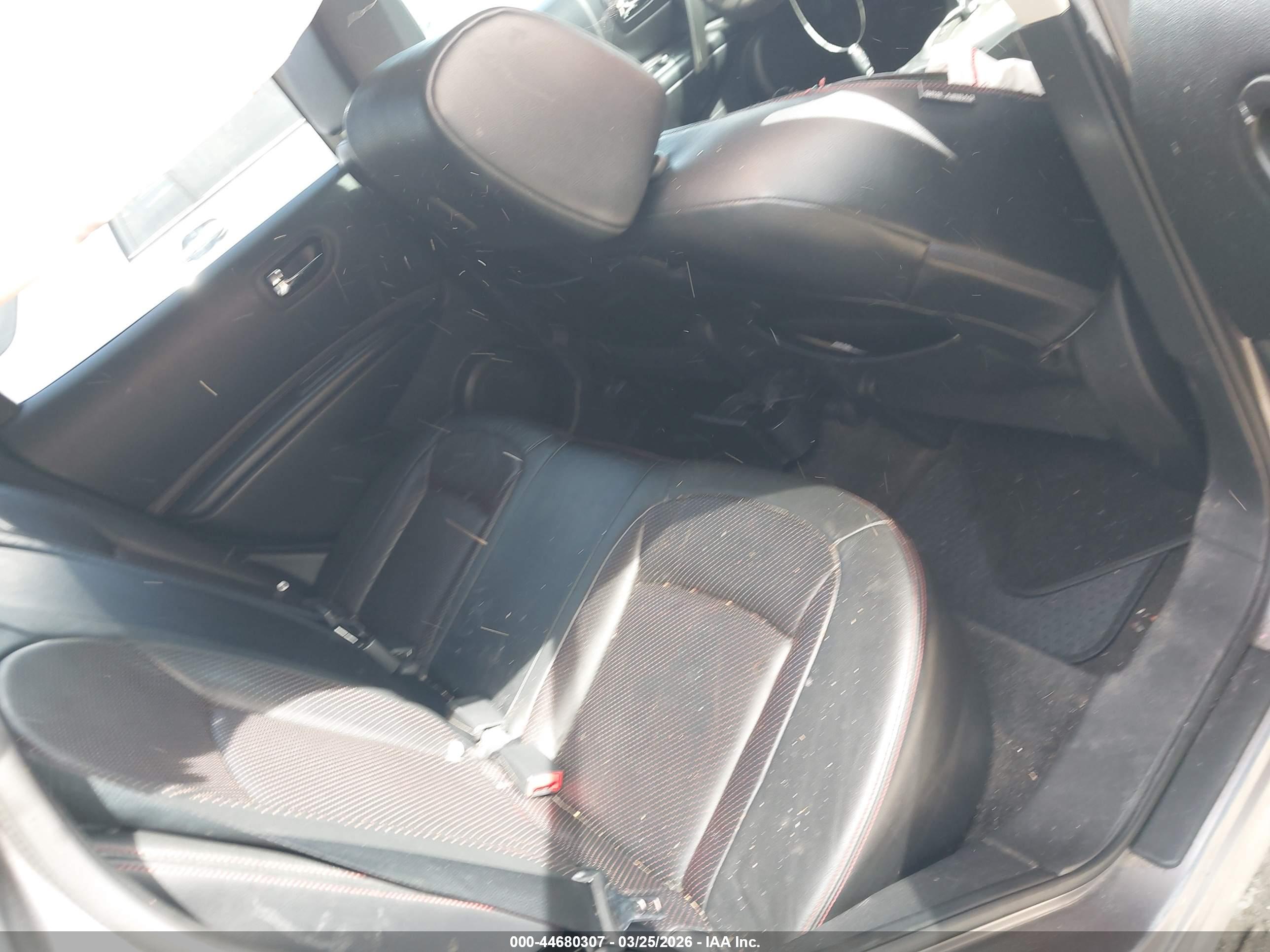 NISSAN ROGUE image 8