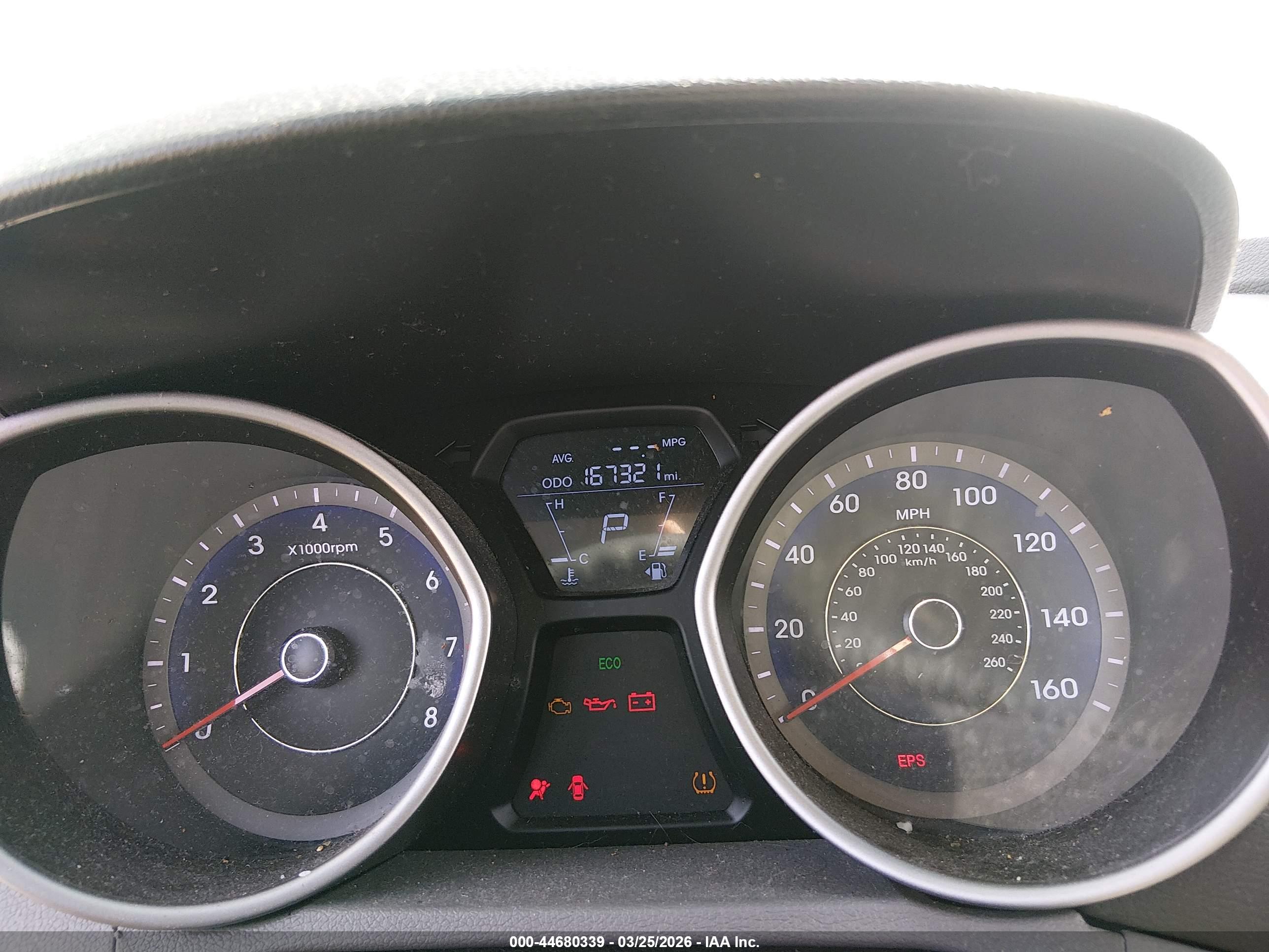 HYUNDAI ELANTRA image 7