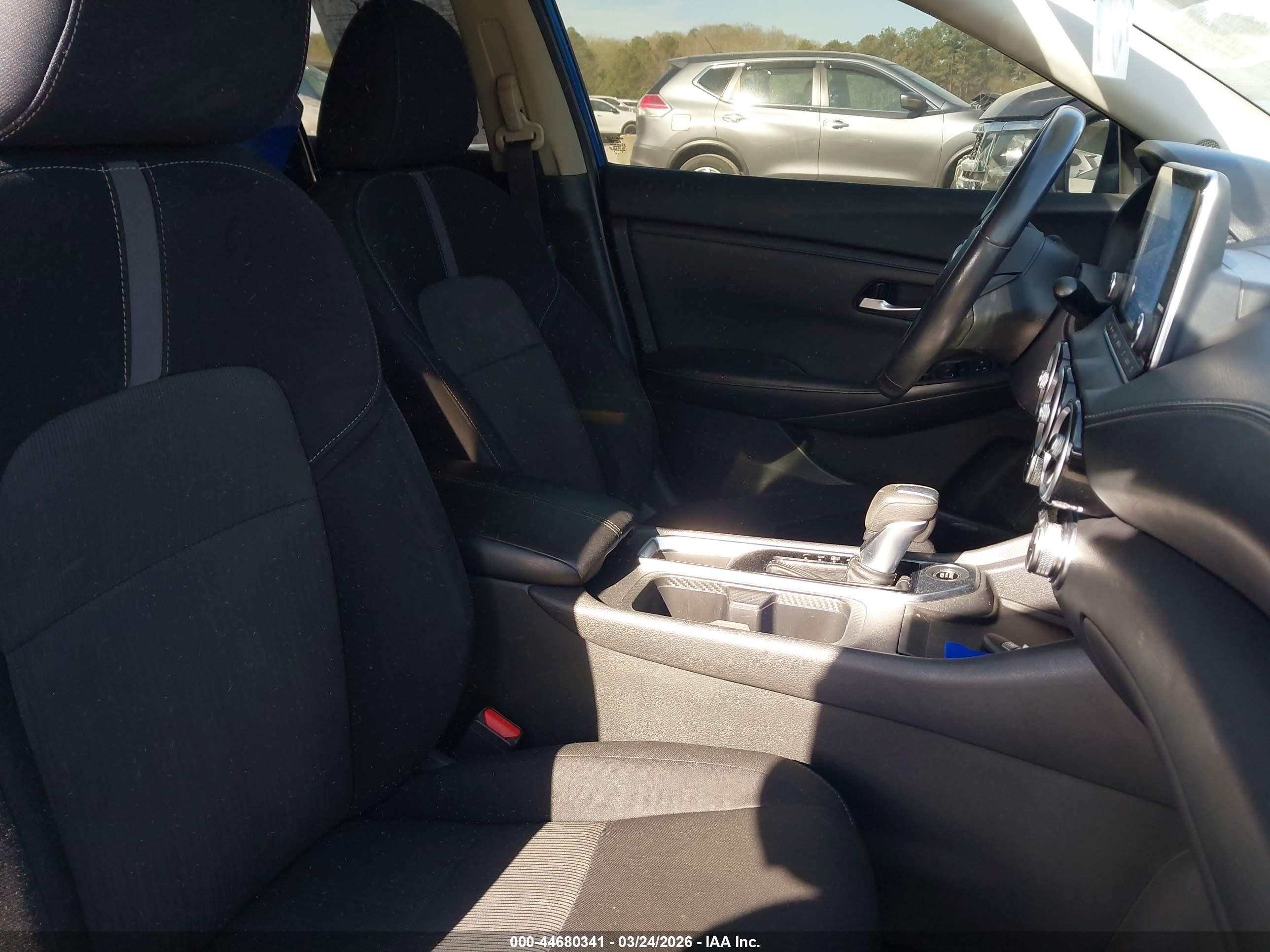 NISSAN SENTRA image 5