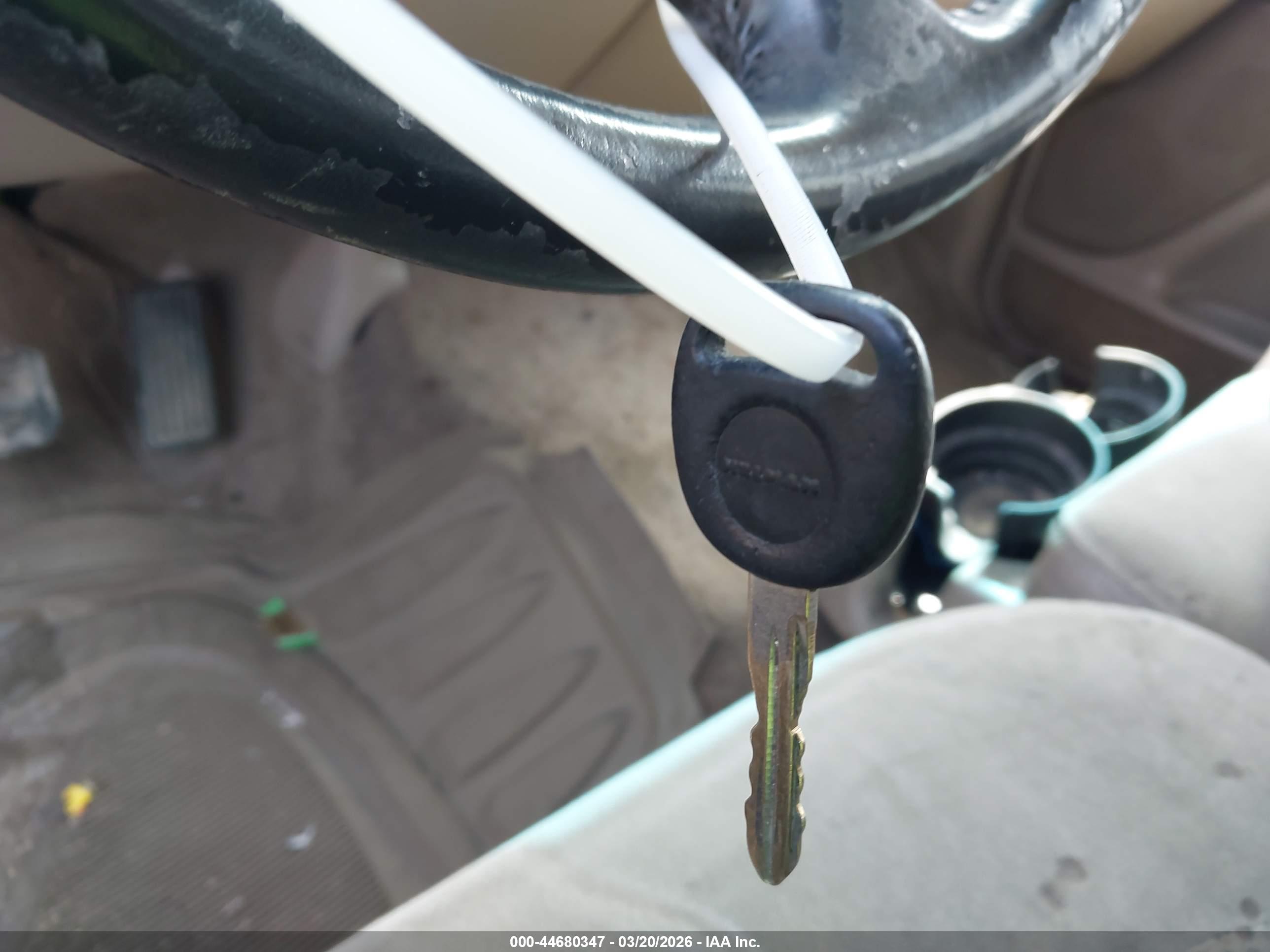 CHEVROLET SILVERADO image 11
