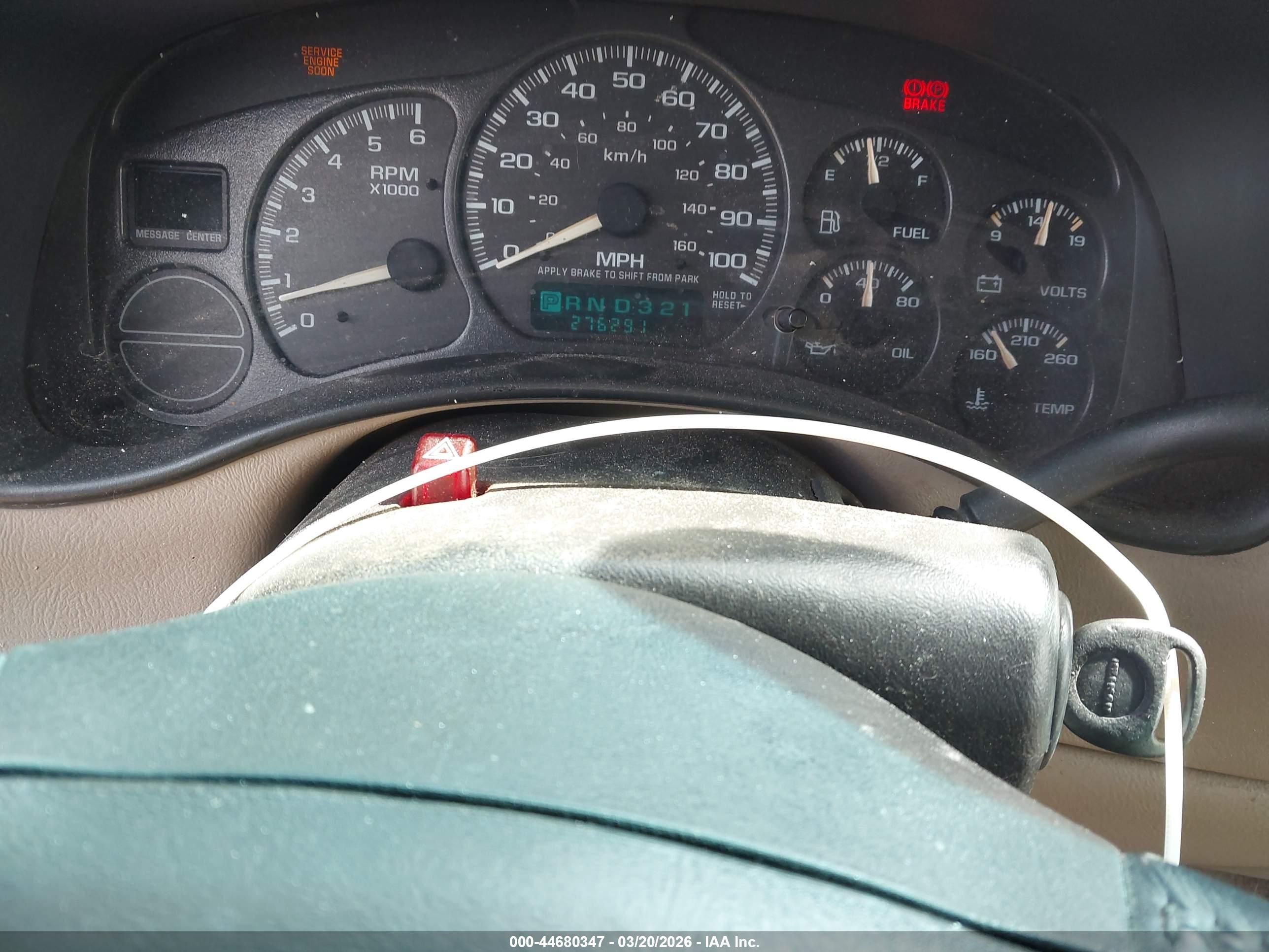 CHEVROLET SILVERADO image 7