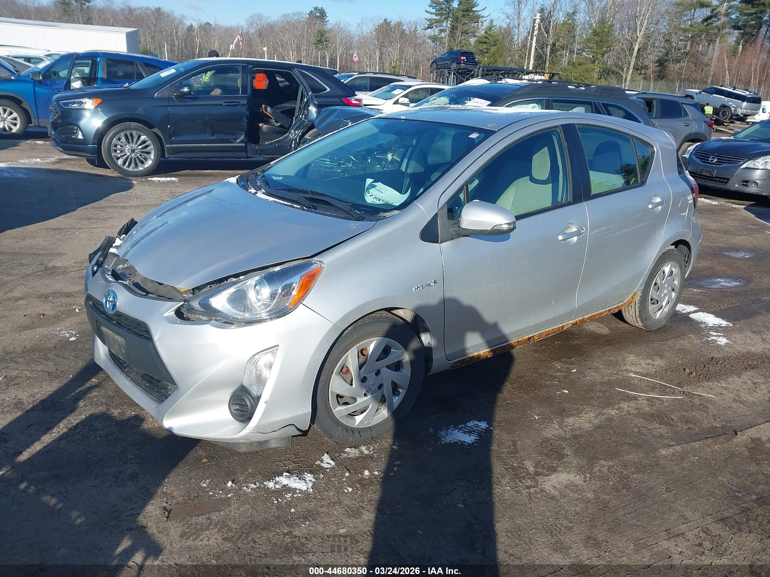 TOYOTA PRIUS image 2