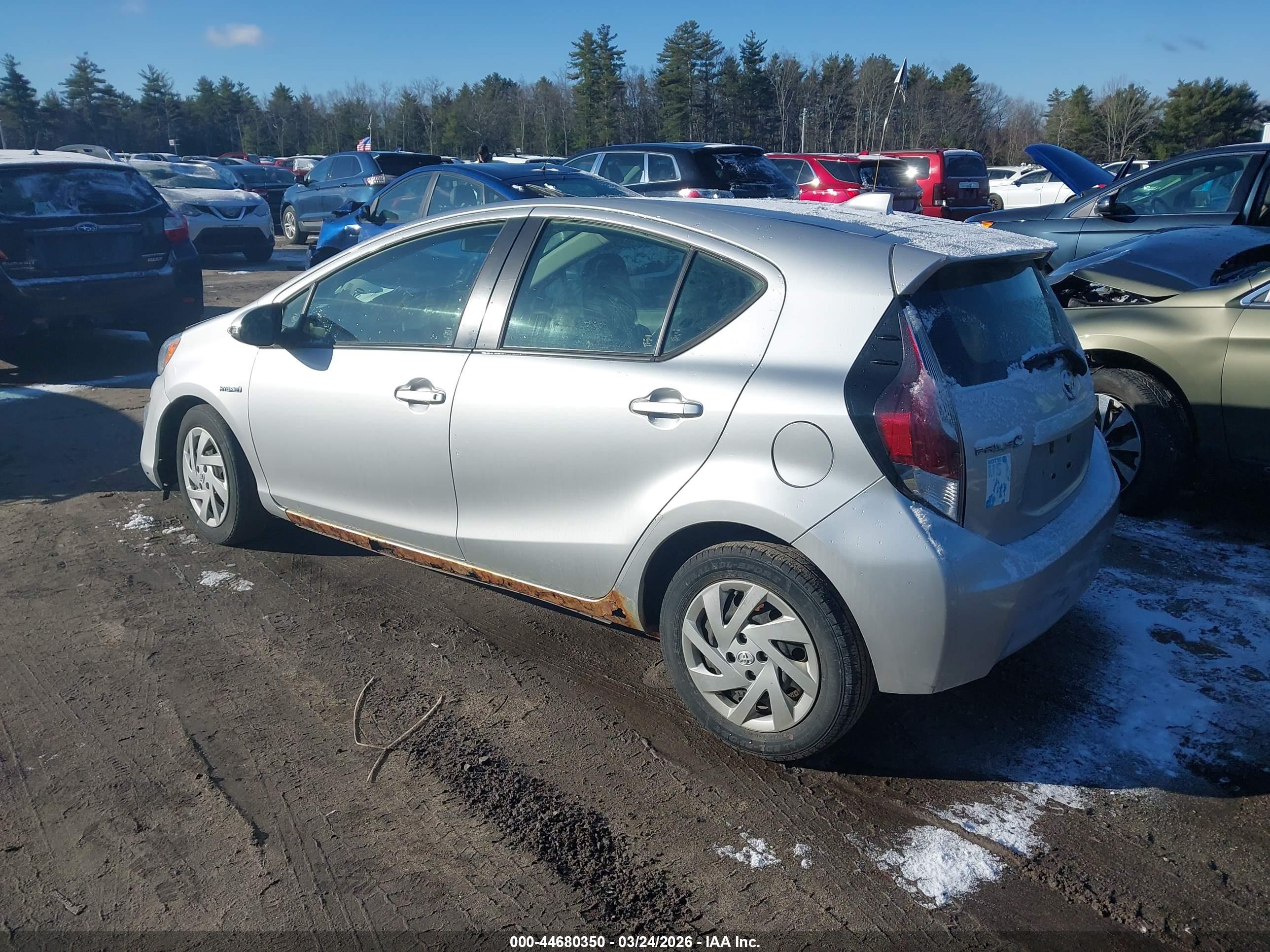 TOYOTA PRIUS image 3