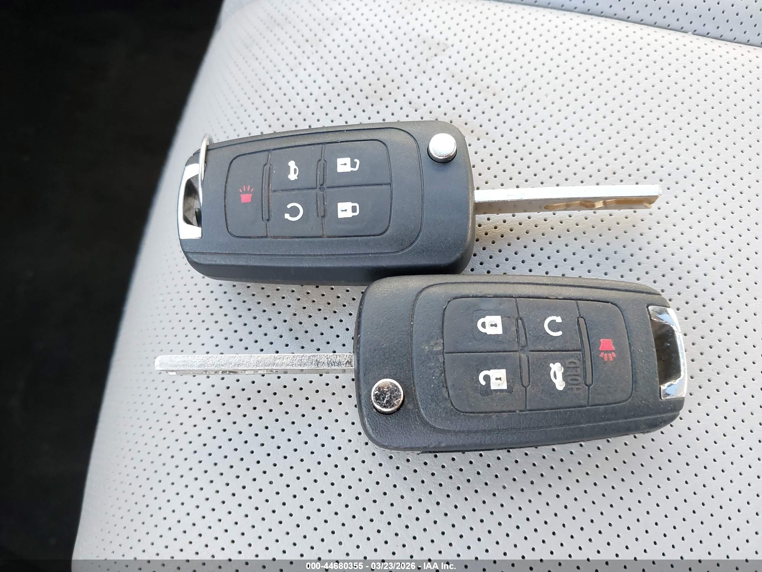 GMC TERRAIN image 11