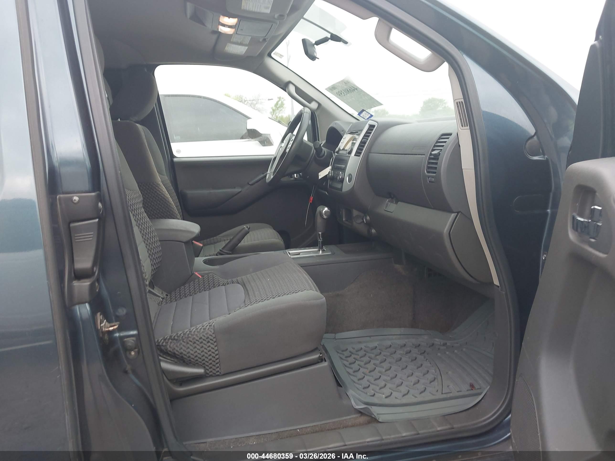 NISSAN FRONTIER image 5