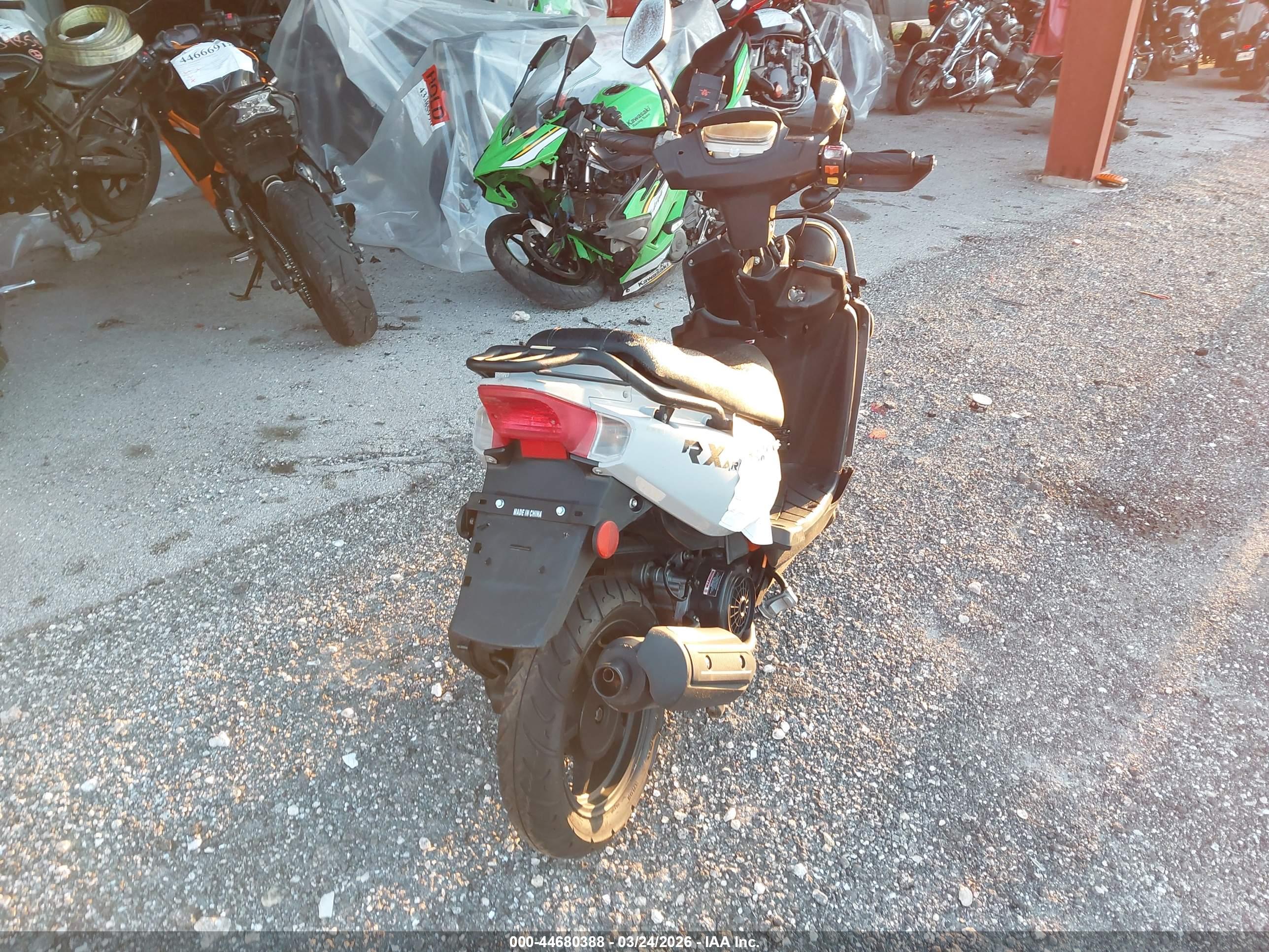 YNGF 150CC image 4