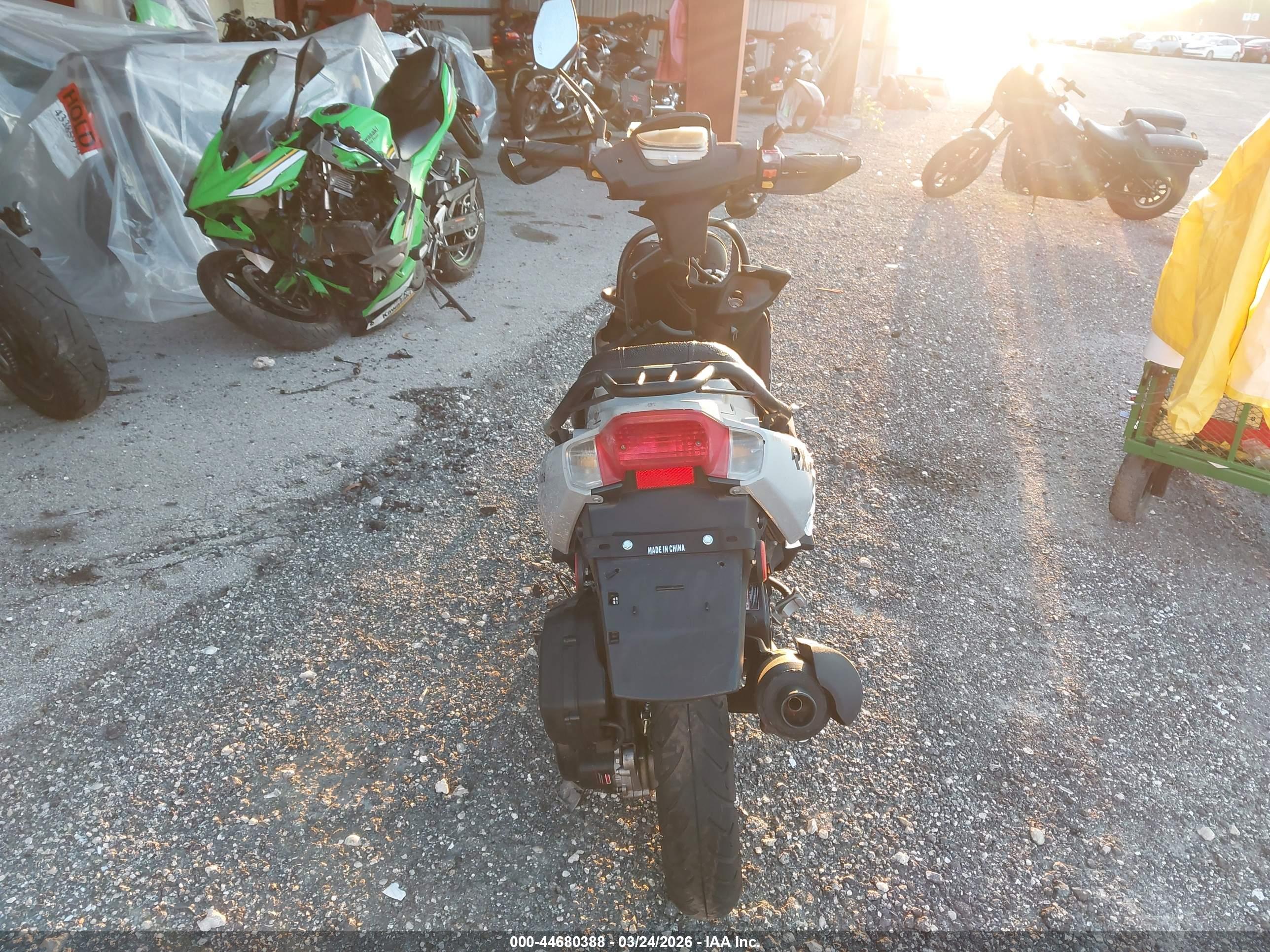 YNGF 150CC image 6
