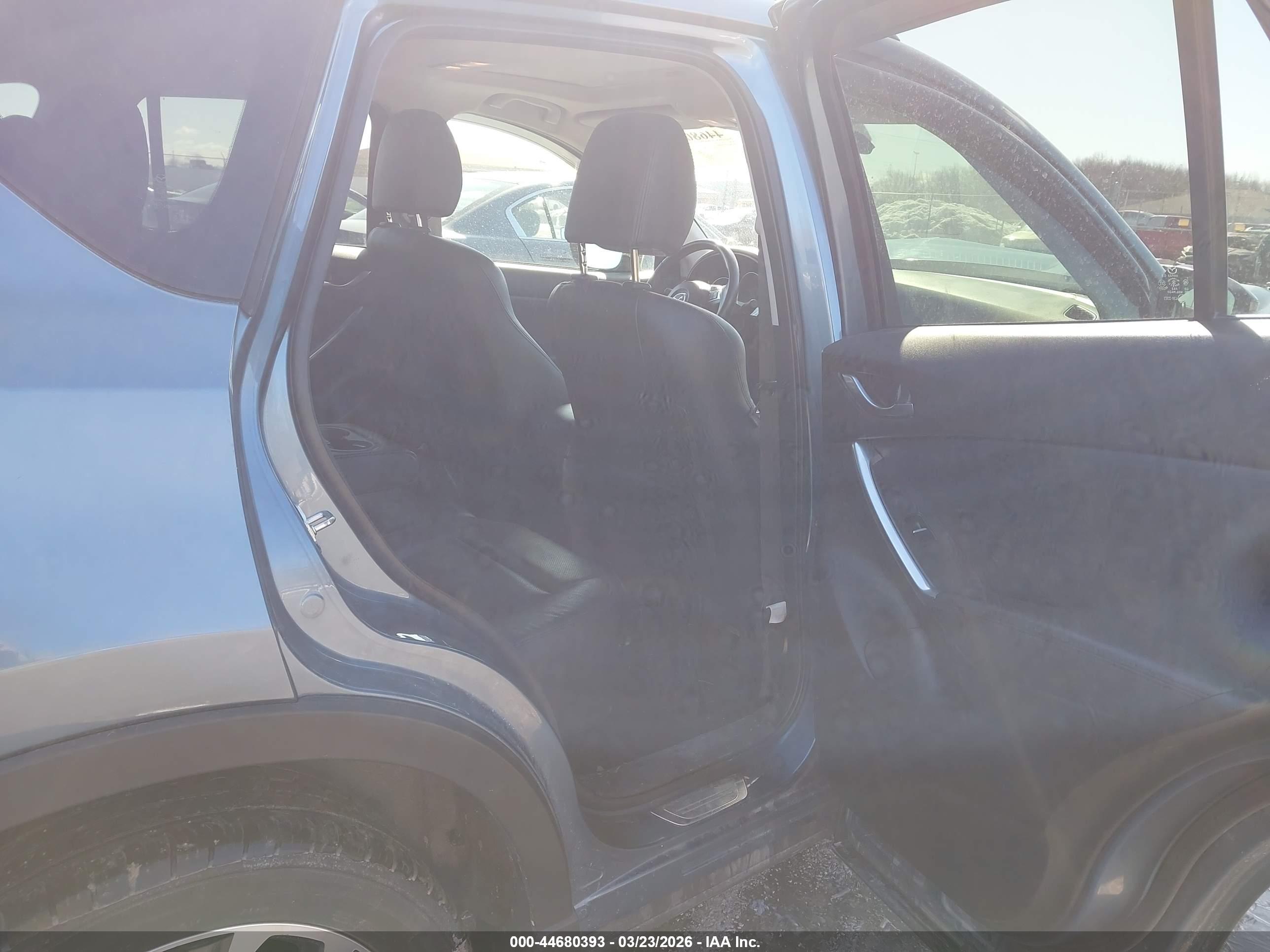 MAZDA CX-5 image 8