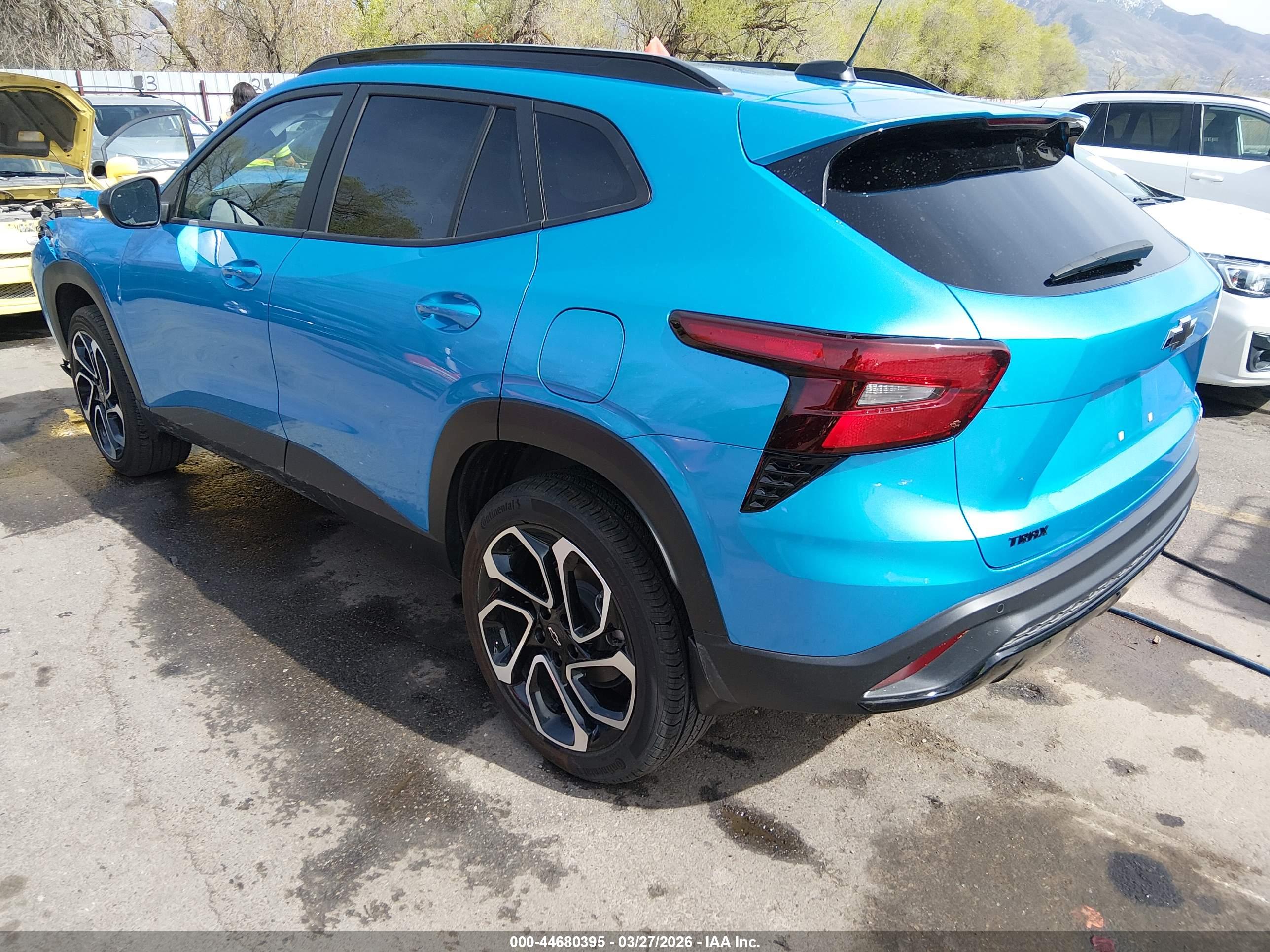 CHEVROLET TRAX image 3