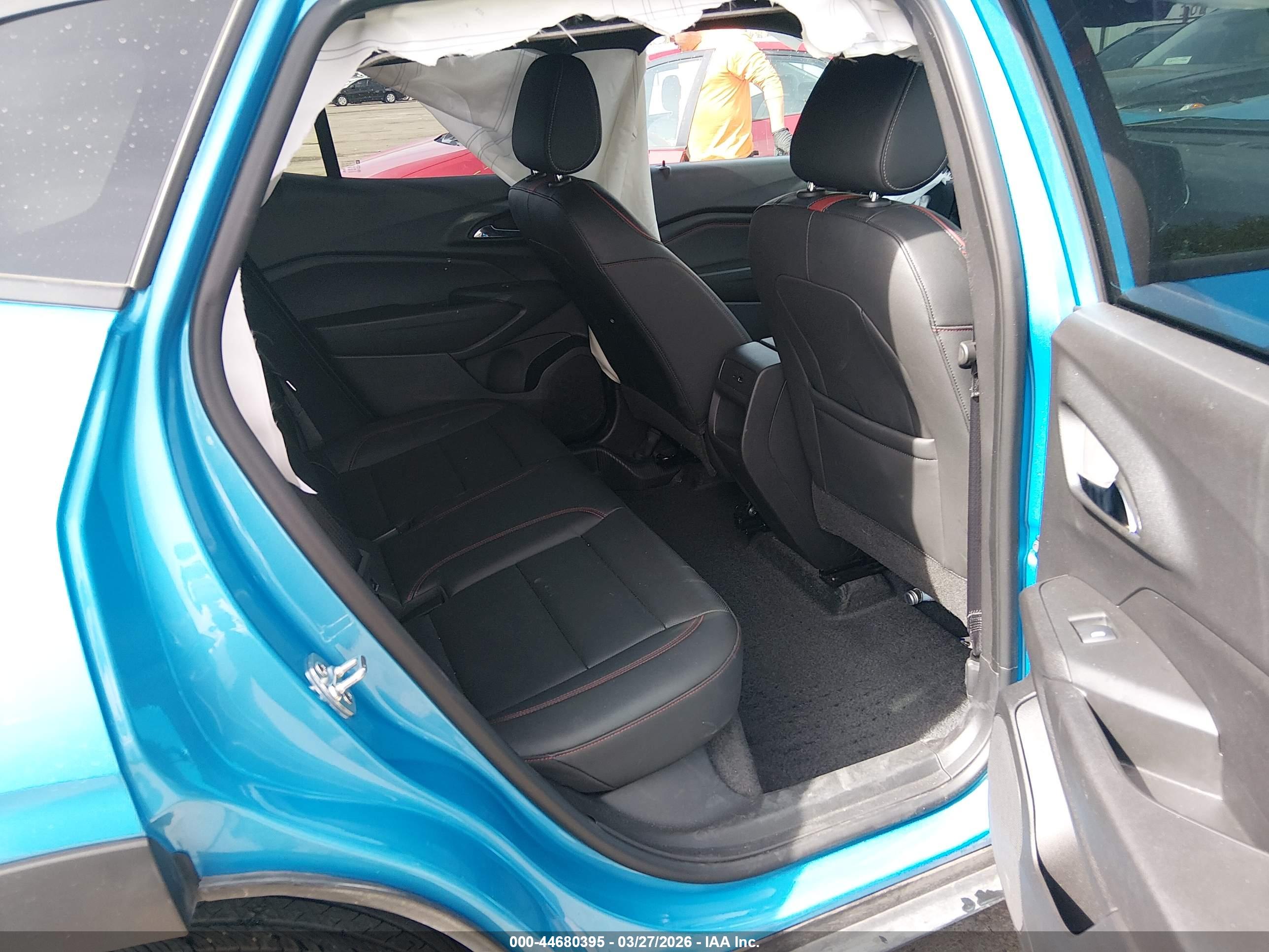 CHEVROLET TRAX image 8