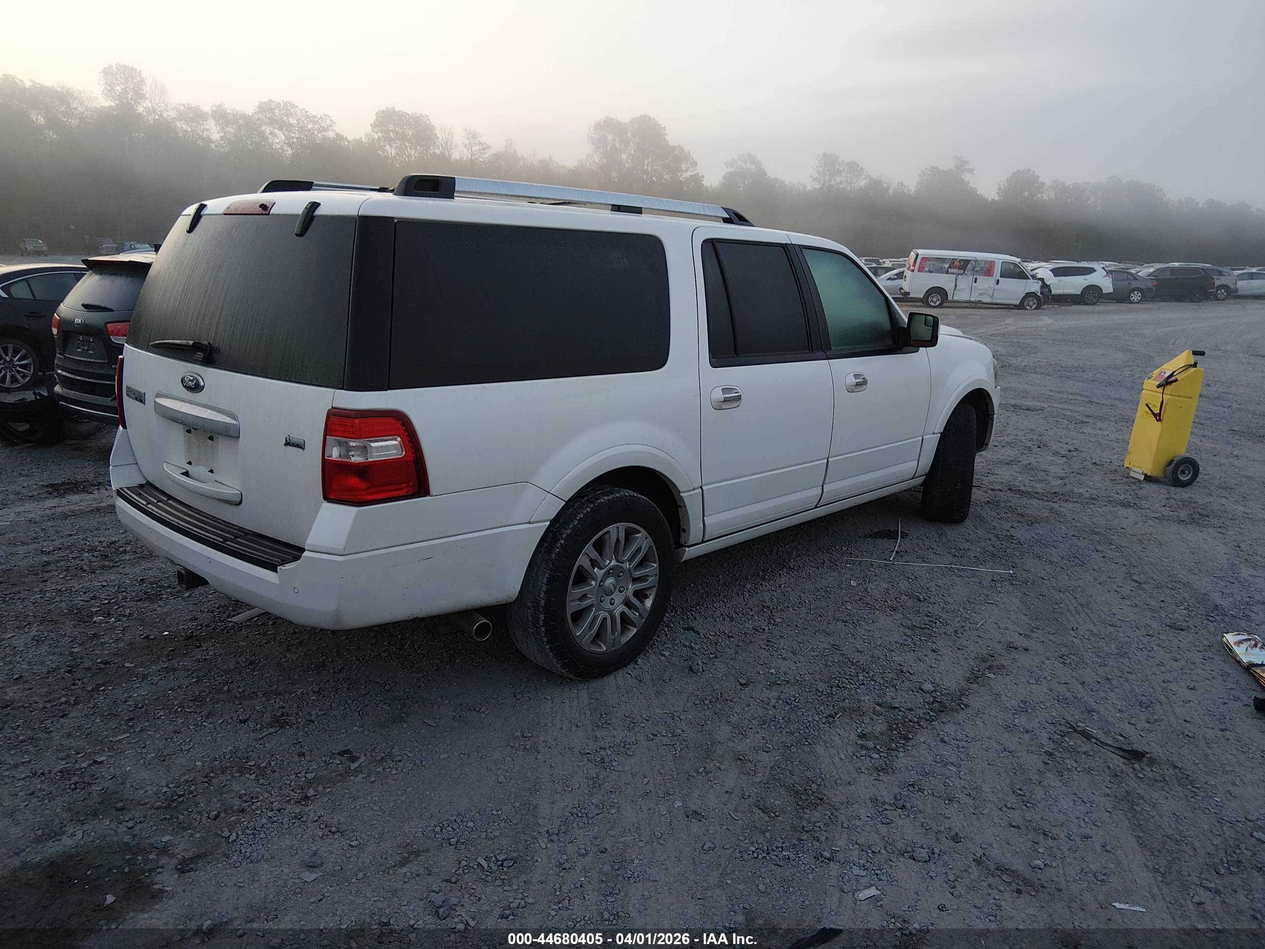 FORD EXPEDITION image 4