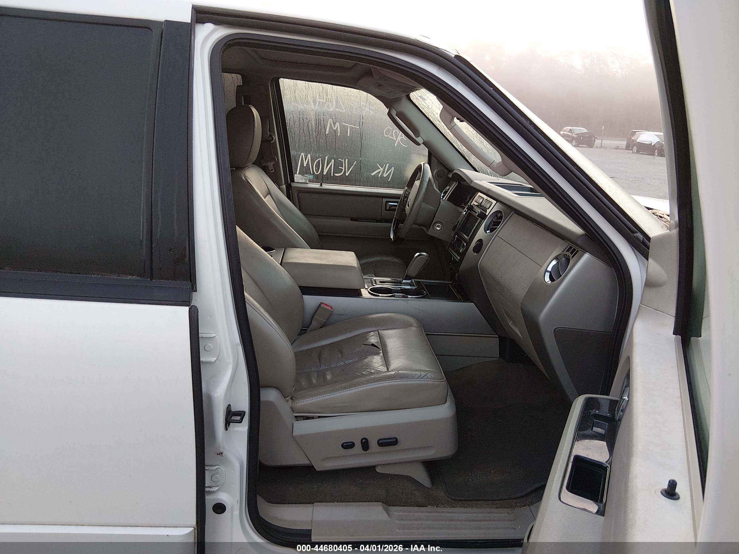 FORD EXPEDITION image 5
