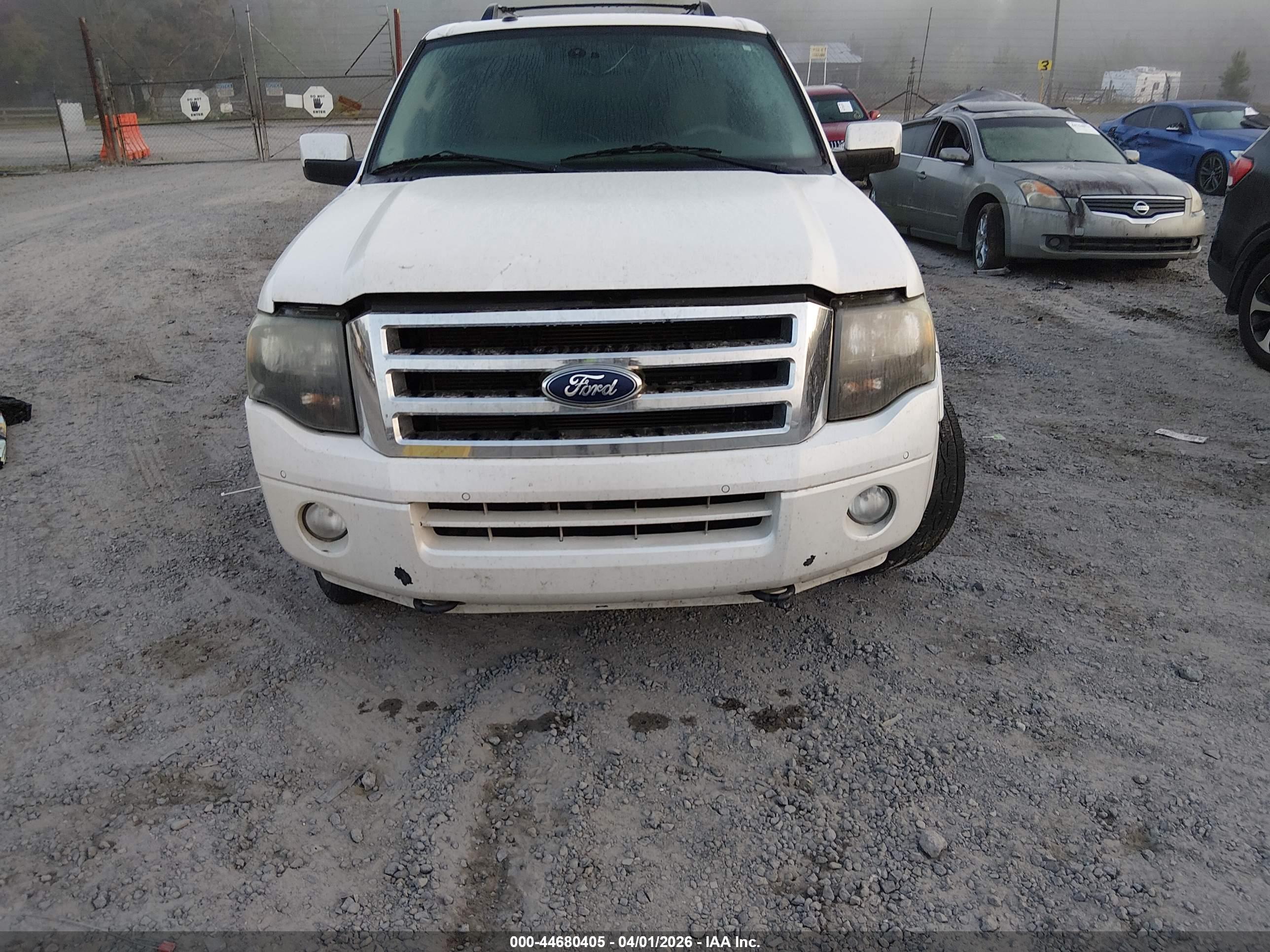FORD EXPEDITION image 6