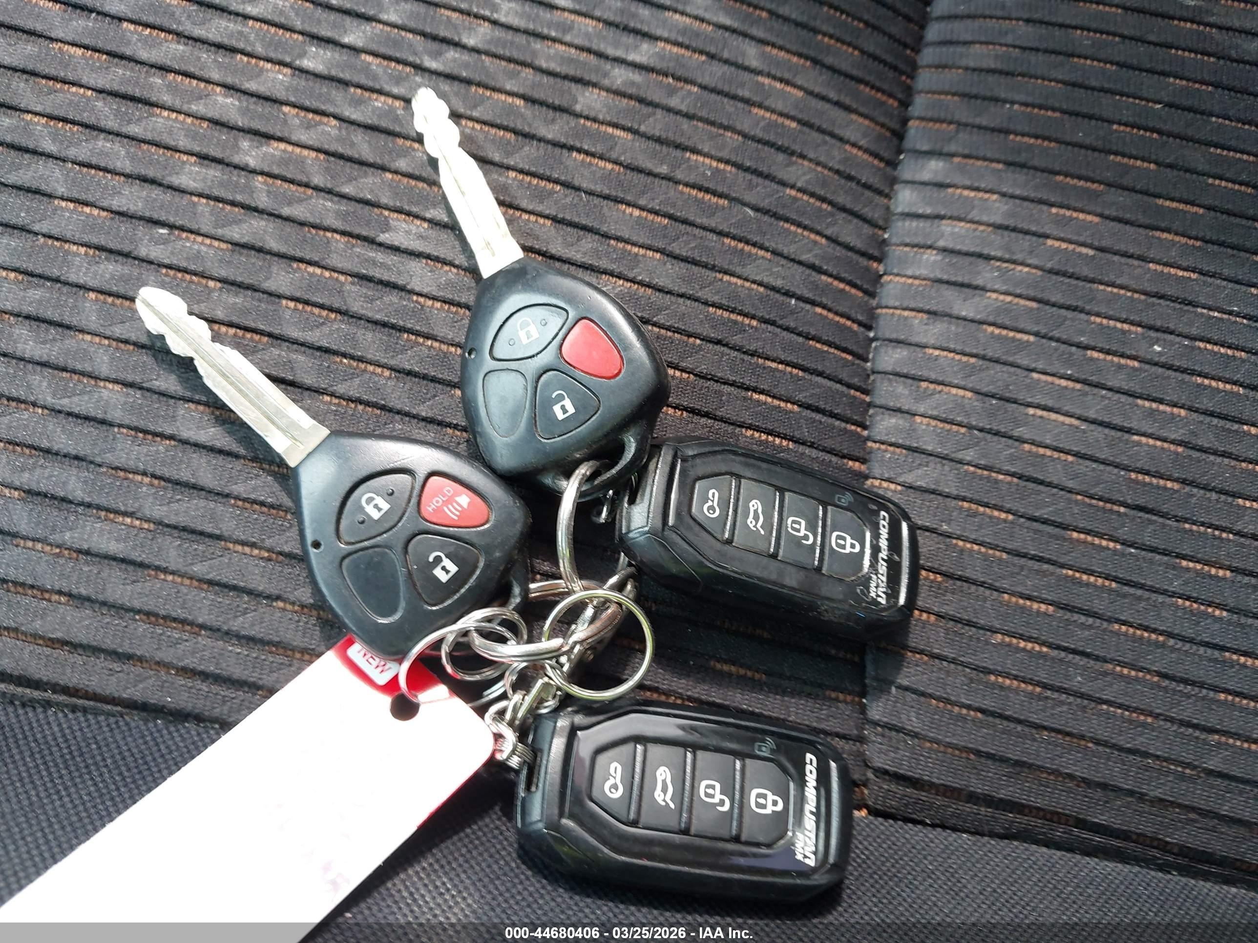TOYOTA 4RUNNER image 11