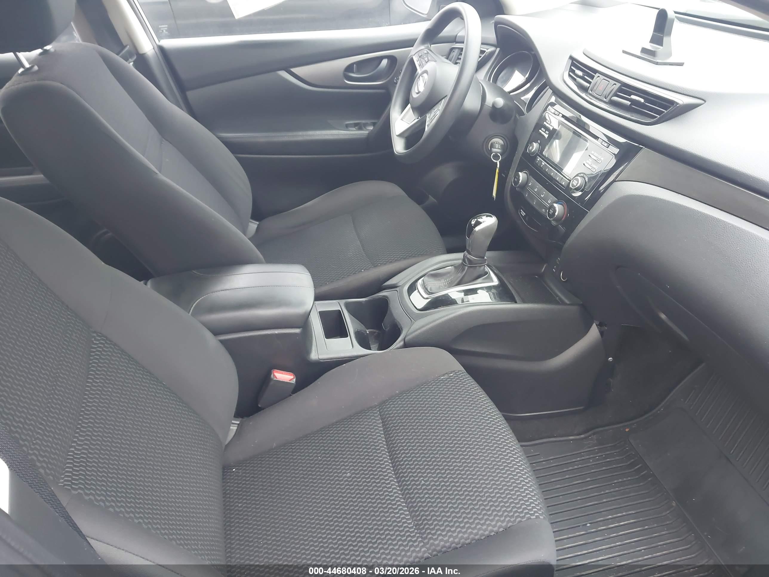 NISSAN ROGUE image 5