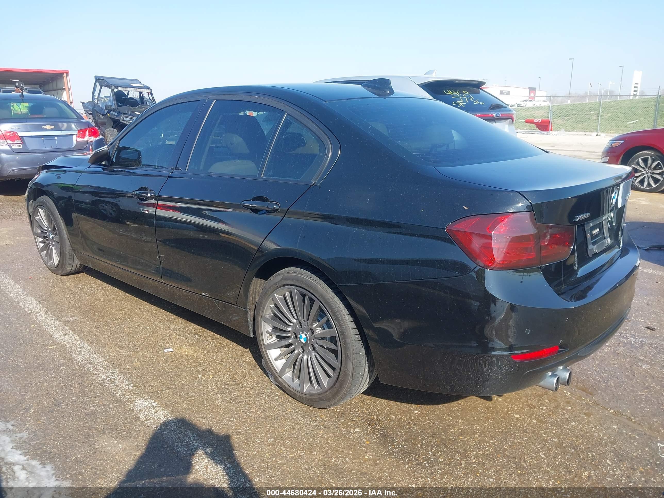 BMW 328I image 3