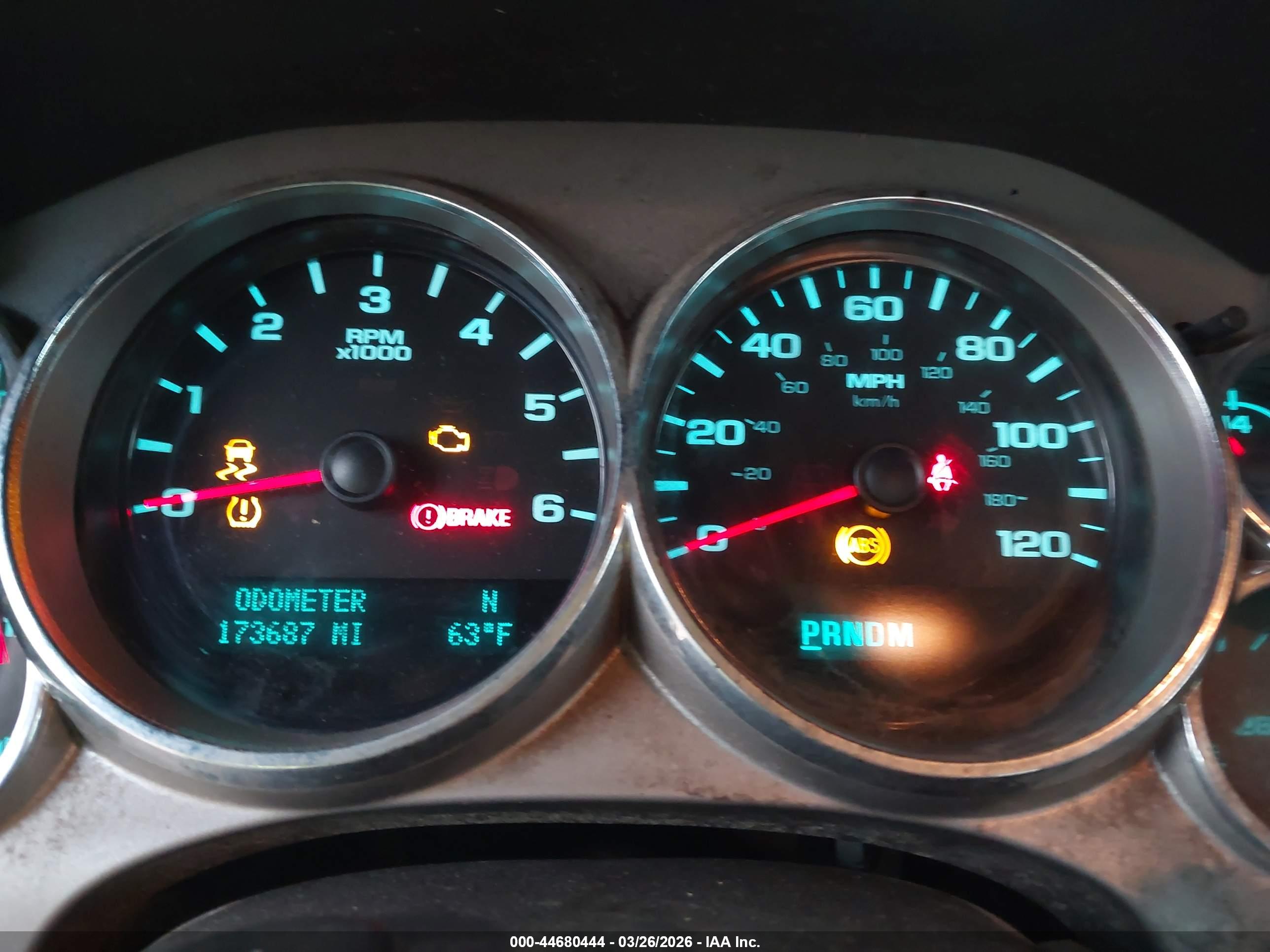 CHEVROLET SILVERADO image 7