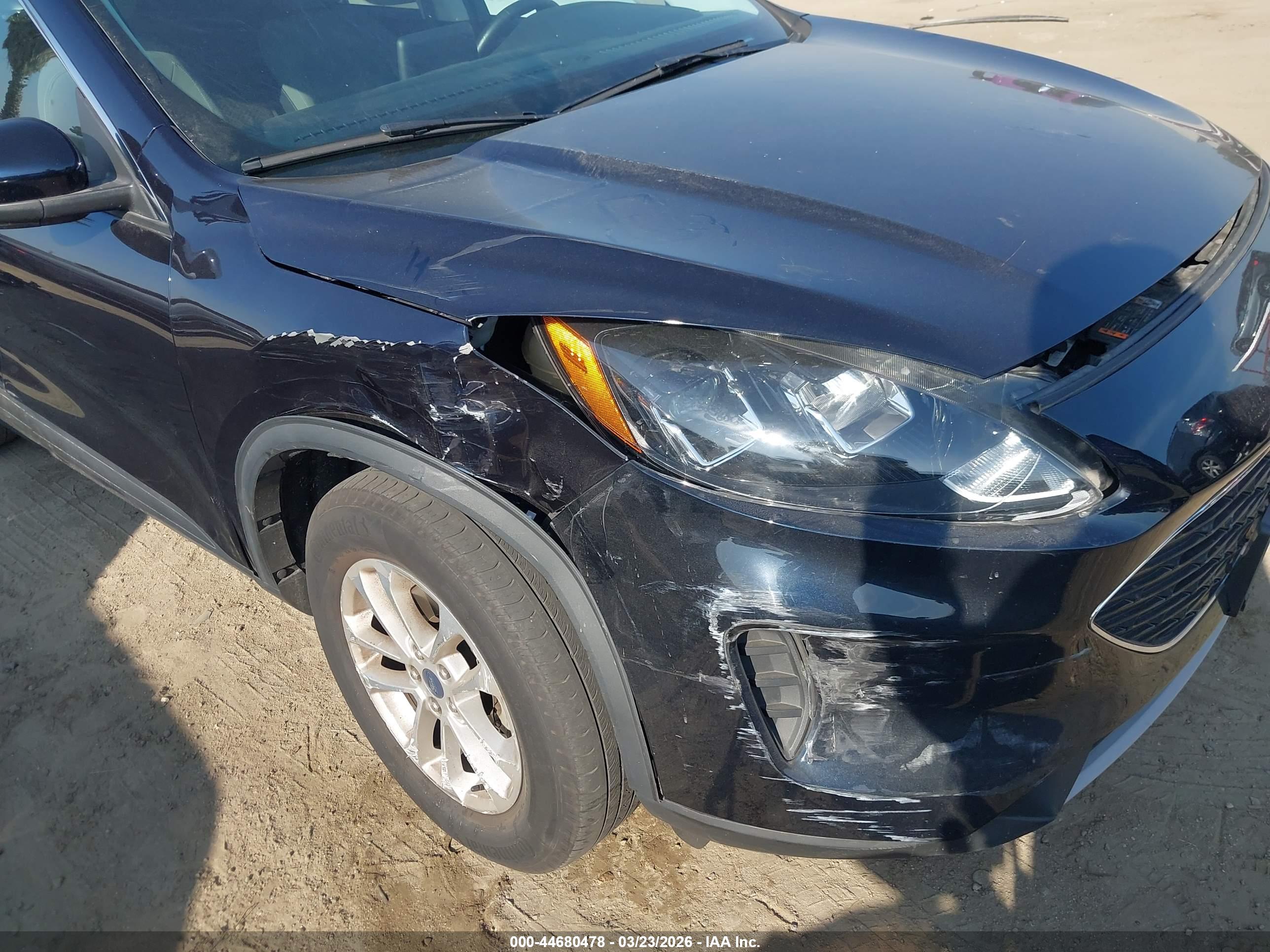FORD ESCAPE image 6