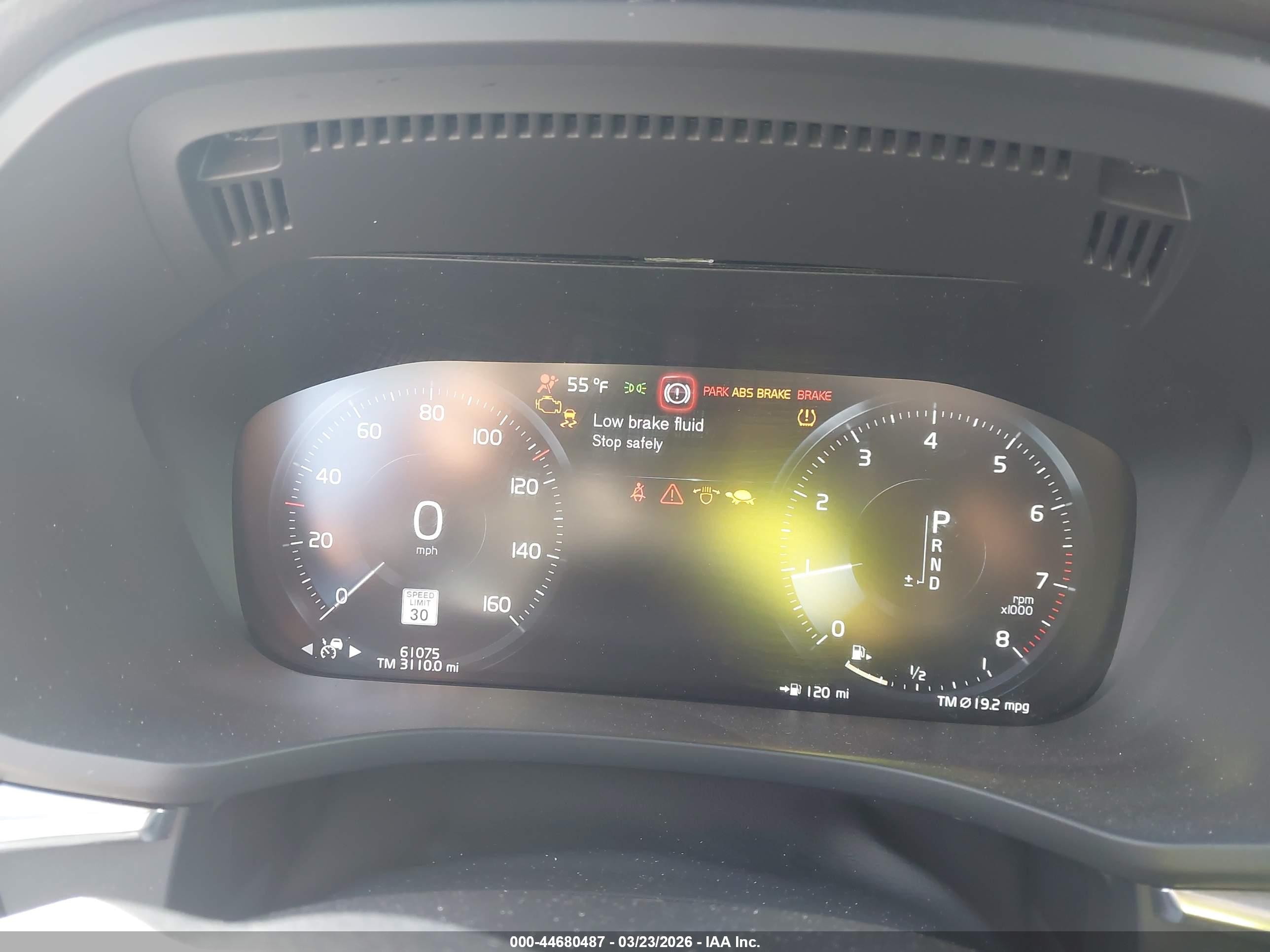 VOLVO XC60 image 7