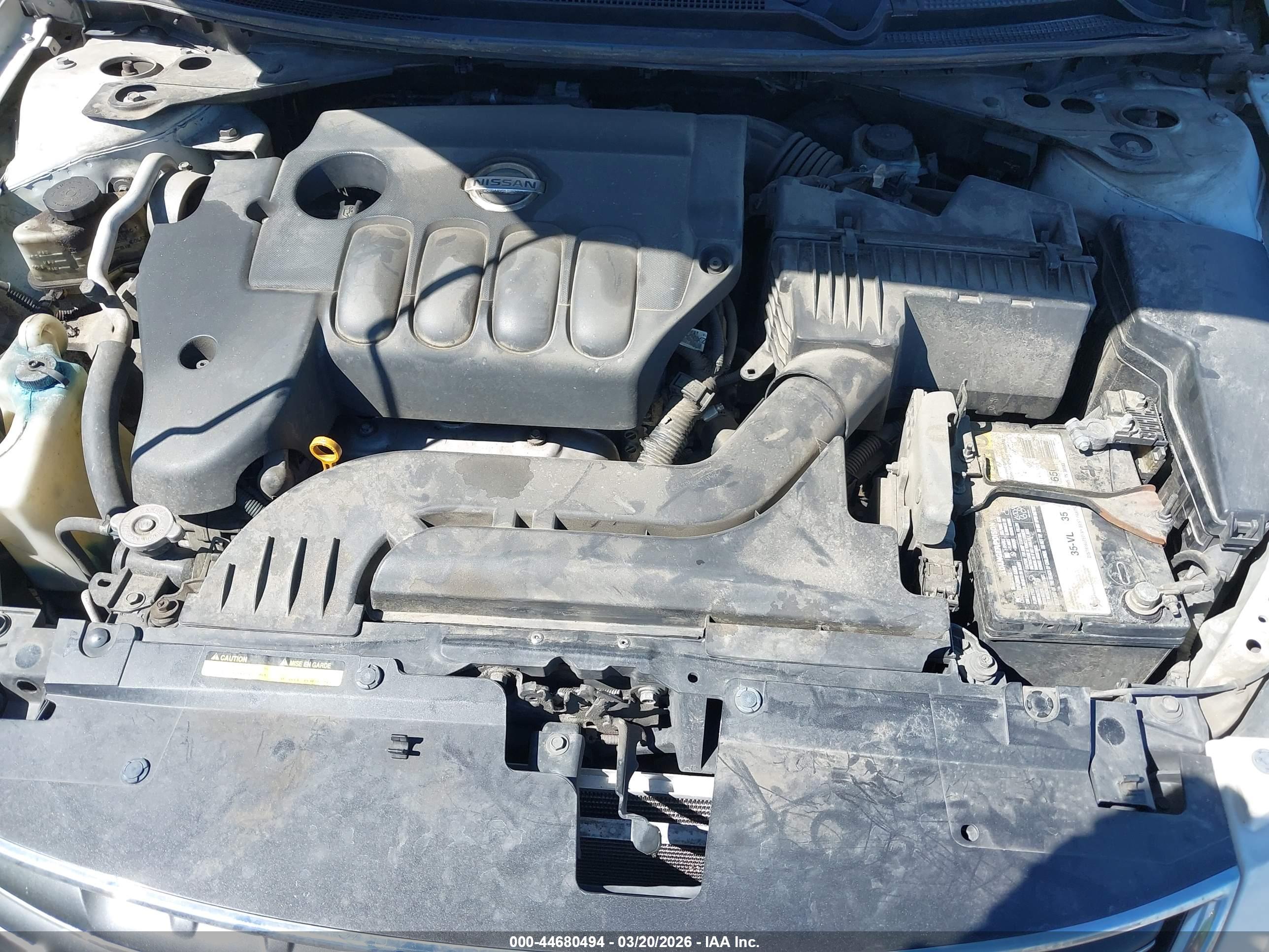 NISSAN ALTIMA image 10