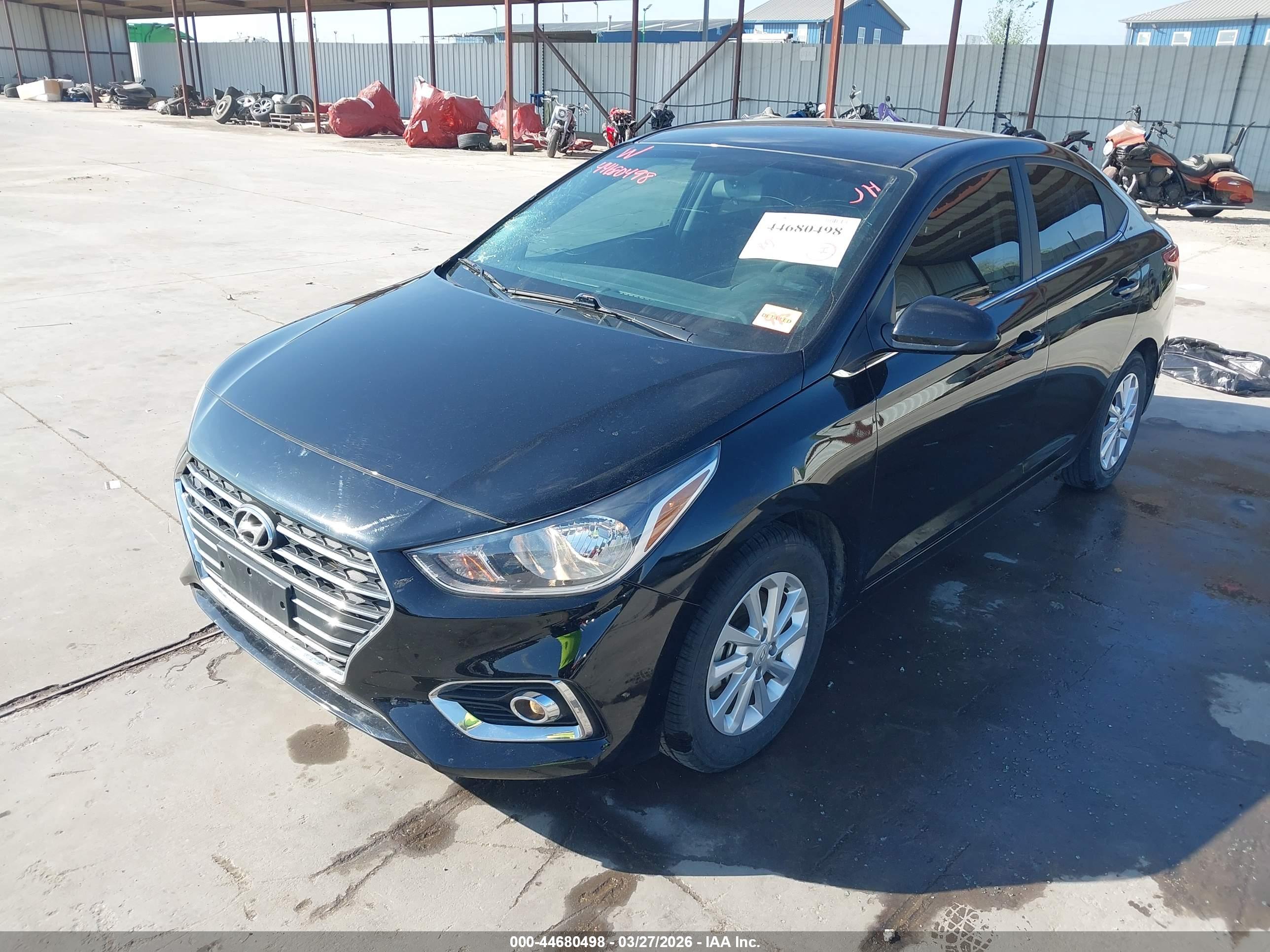 HYUNDAI ACCENT image 2