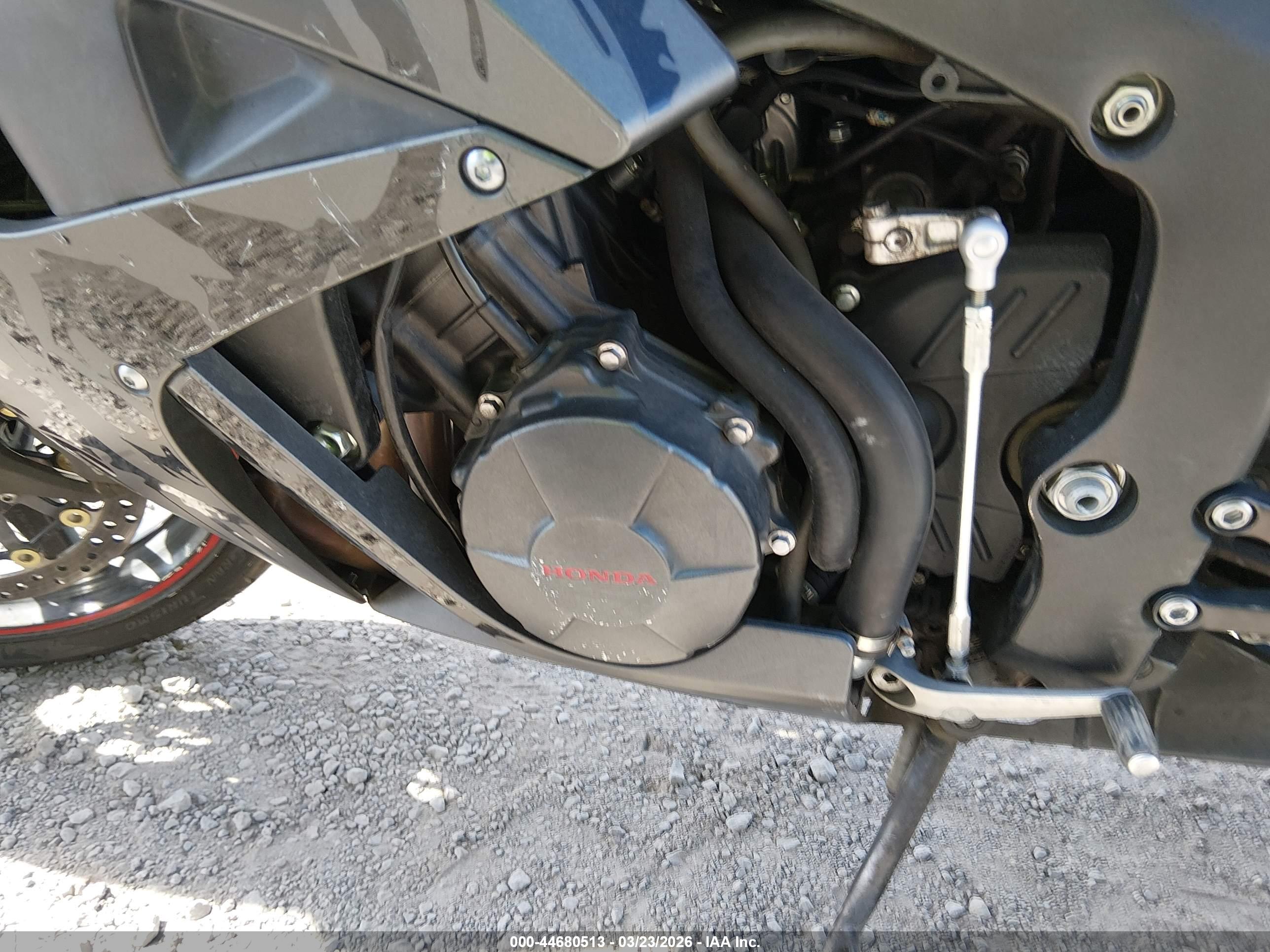 HONDA CBR600 image 9
