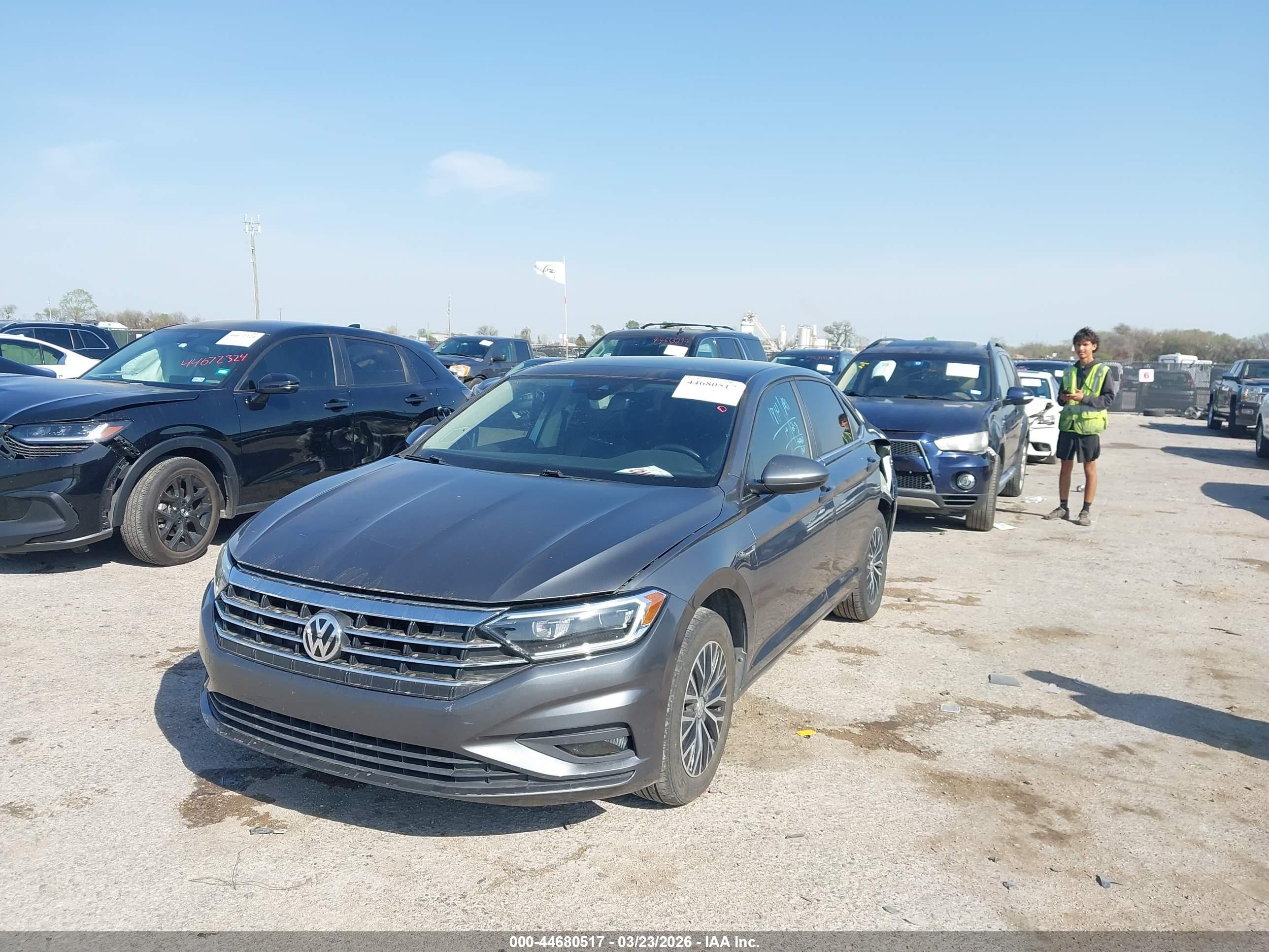 VOLKSWAGEN JETTA image 2