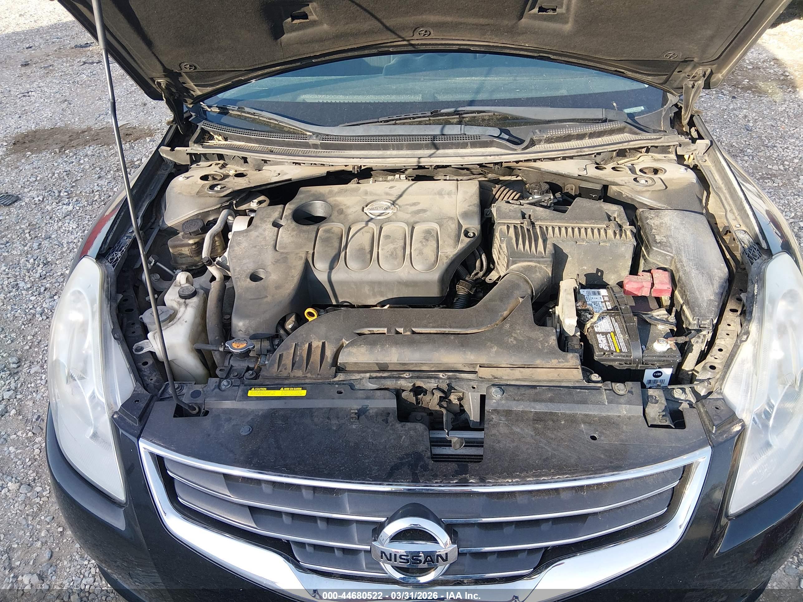 NISSAN ALTIMA image 10