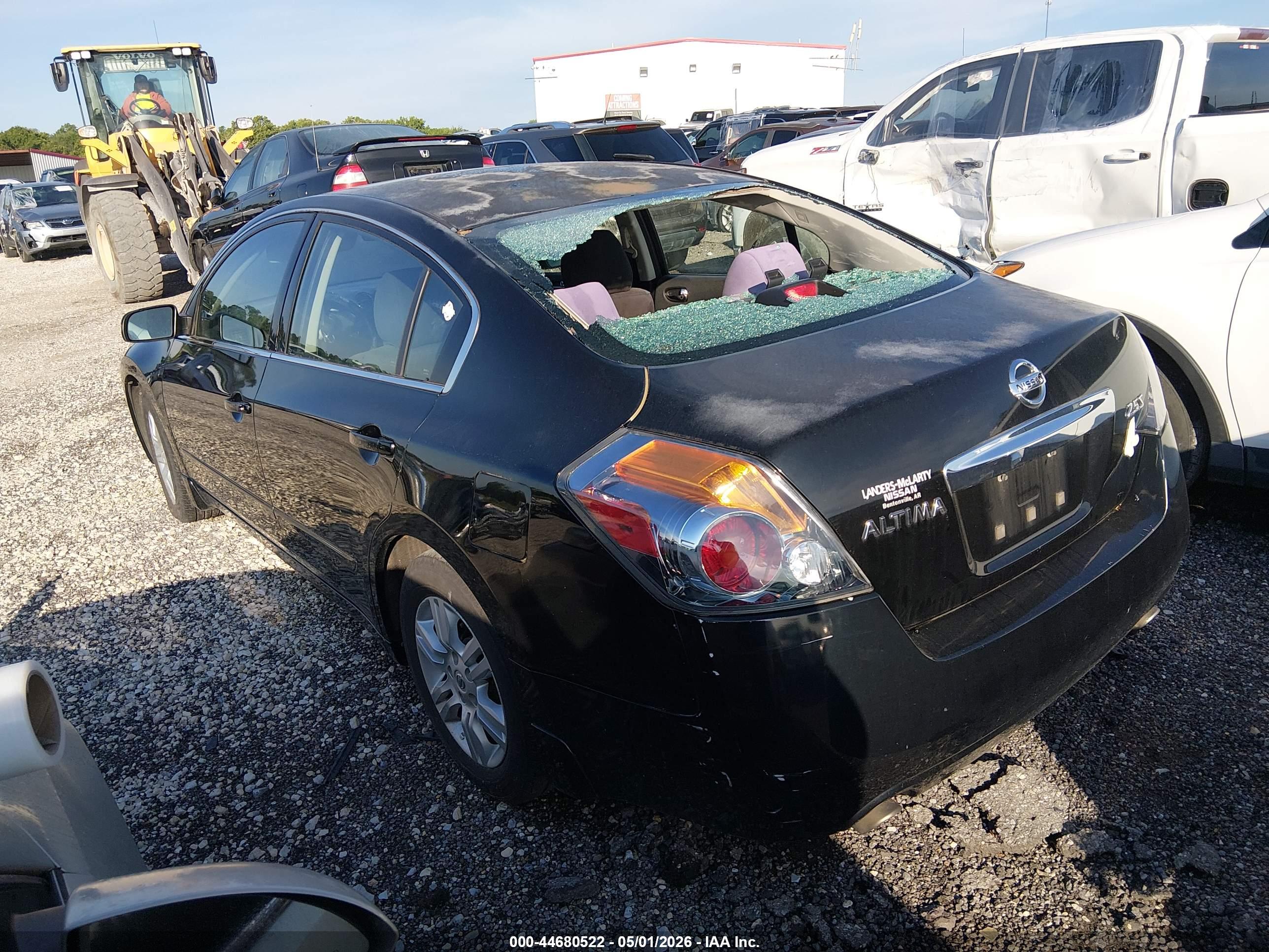 NISSAN ALTIMA image 3