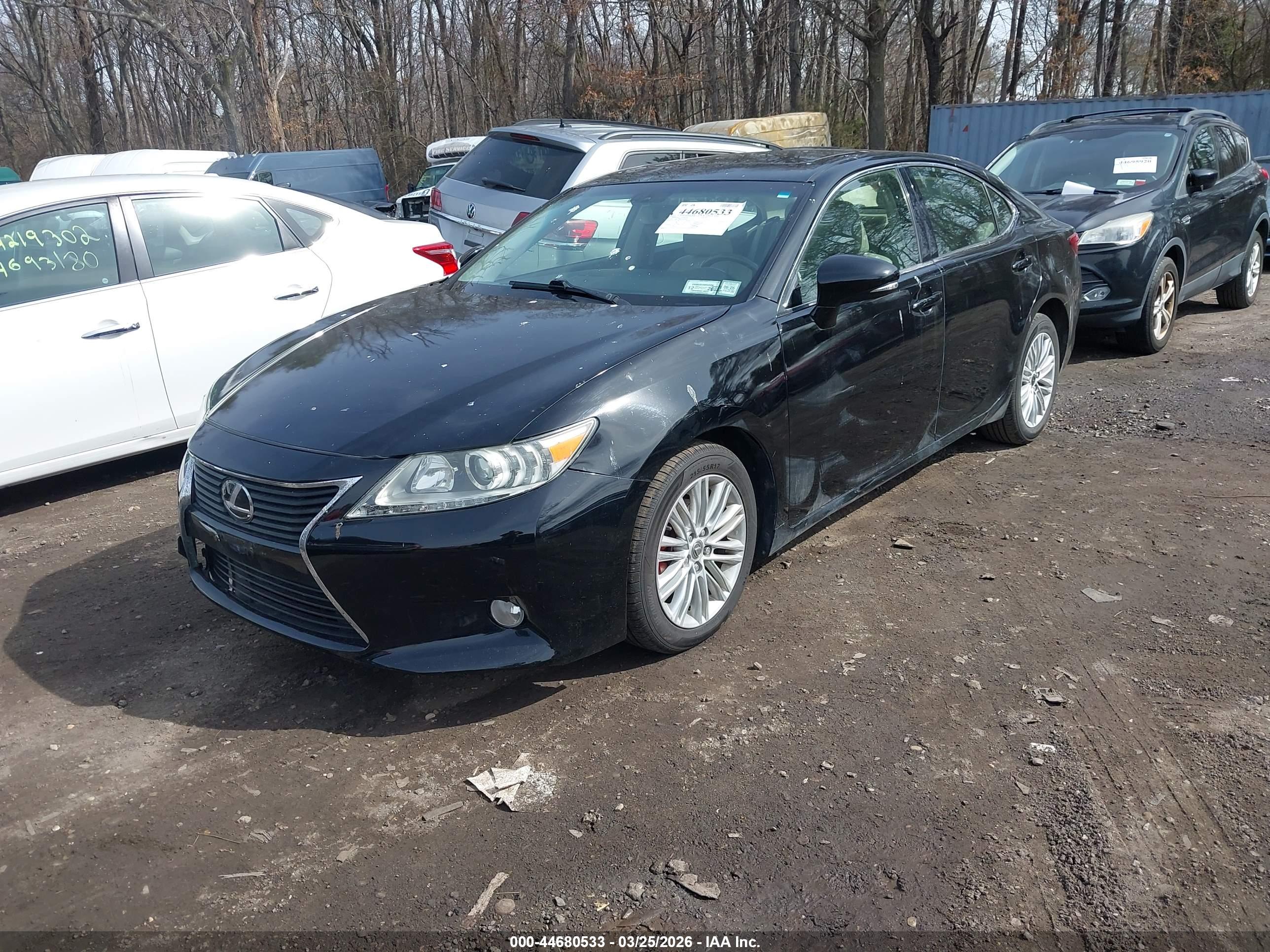 LEXUS ES image 2