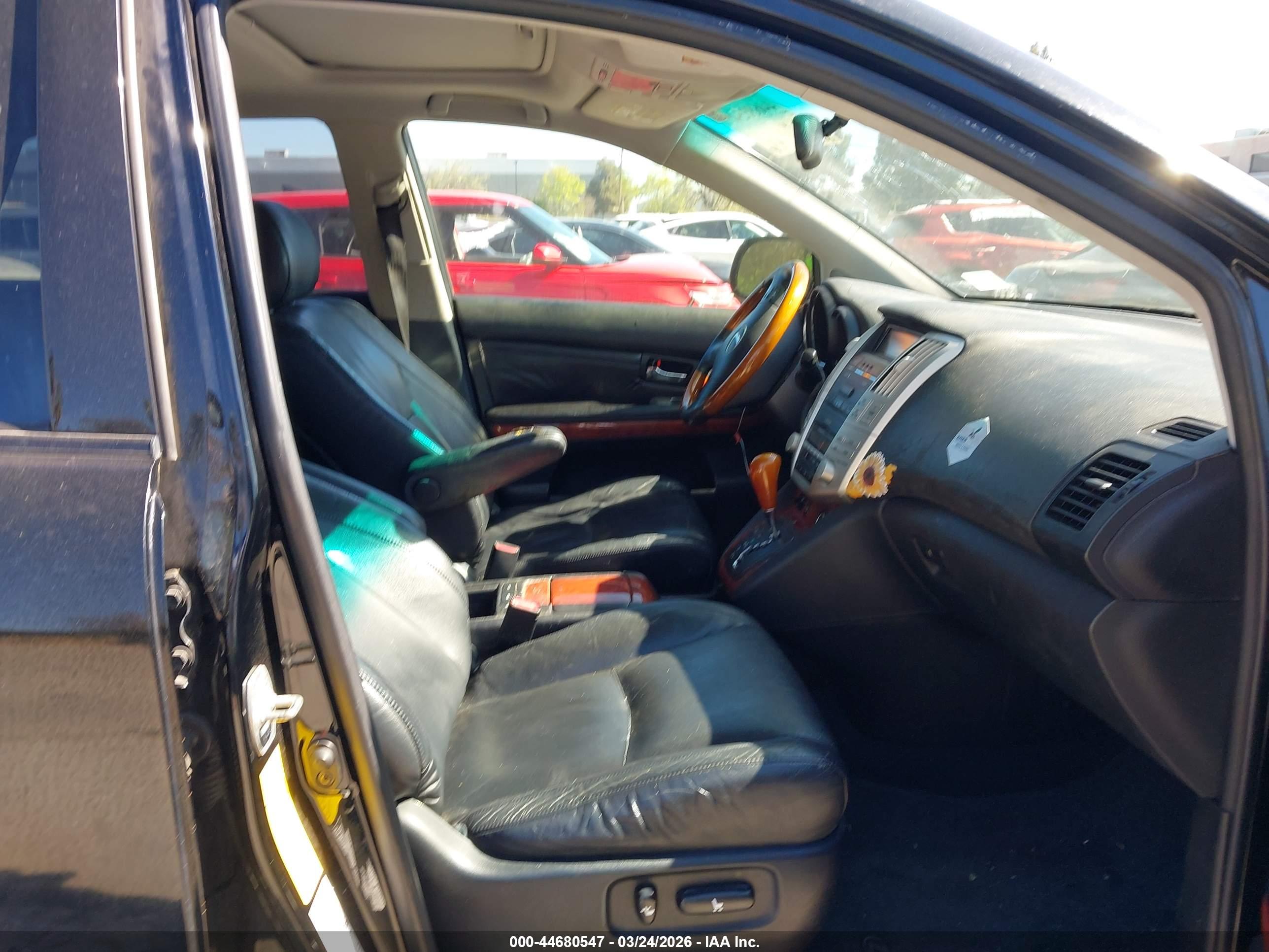 LEXUS RX image 5