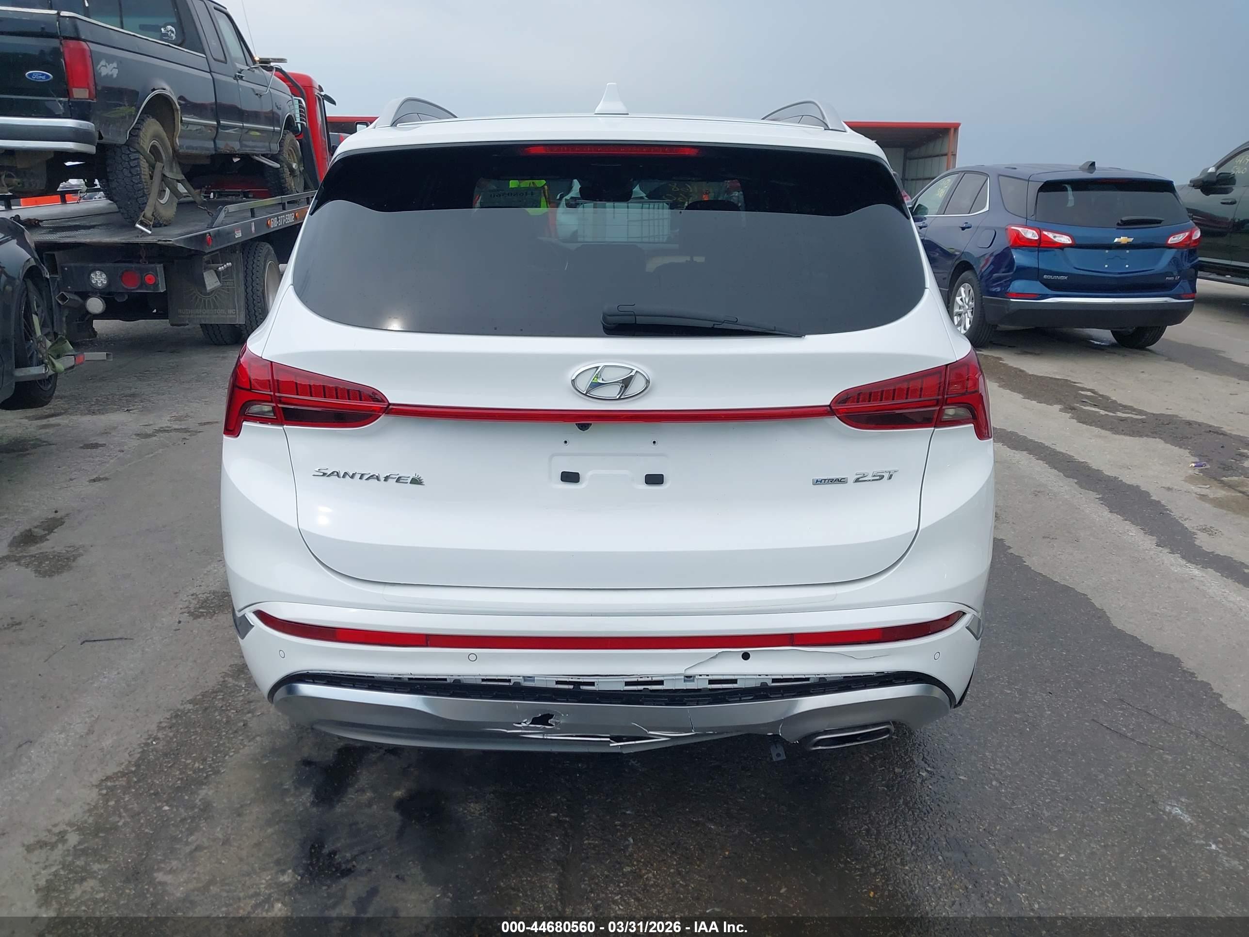 HYUNDAI SANTA image 6