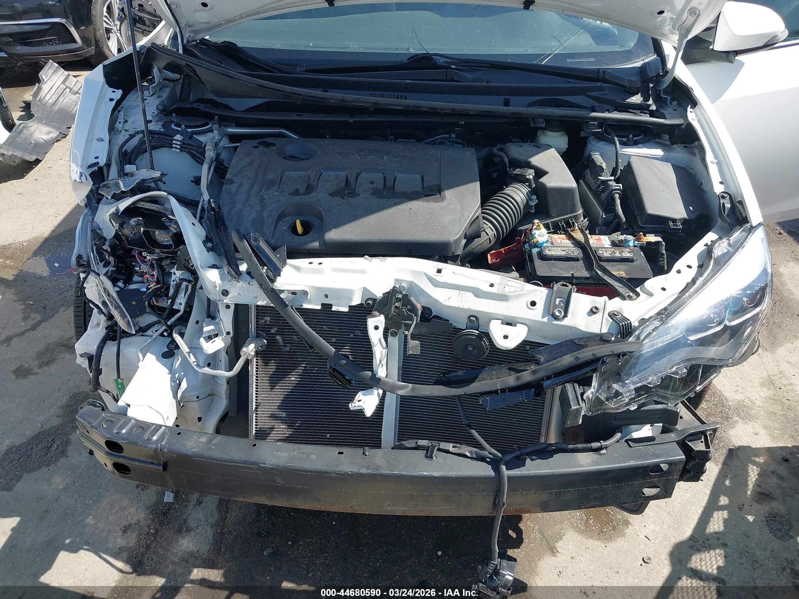TOYOTA COROLLA image 10