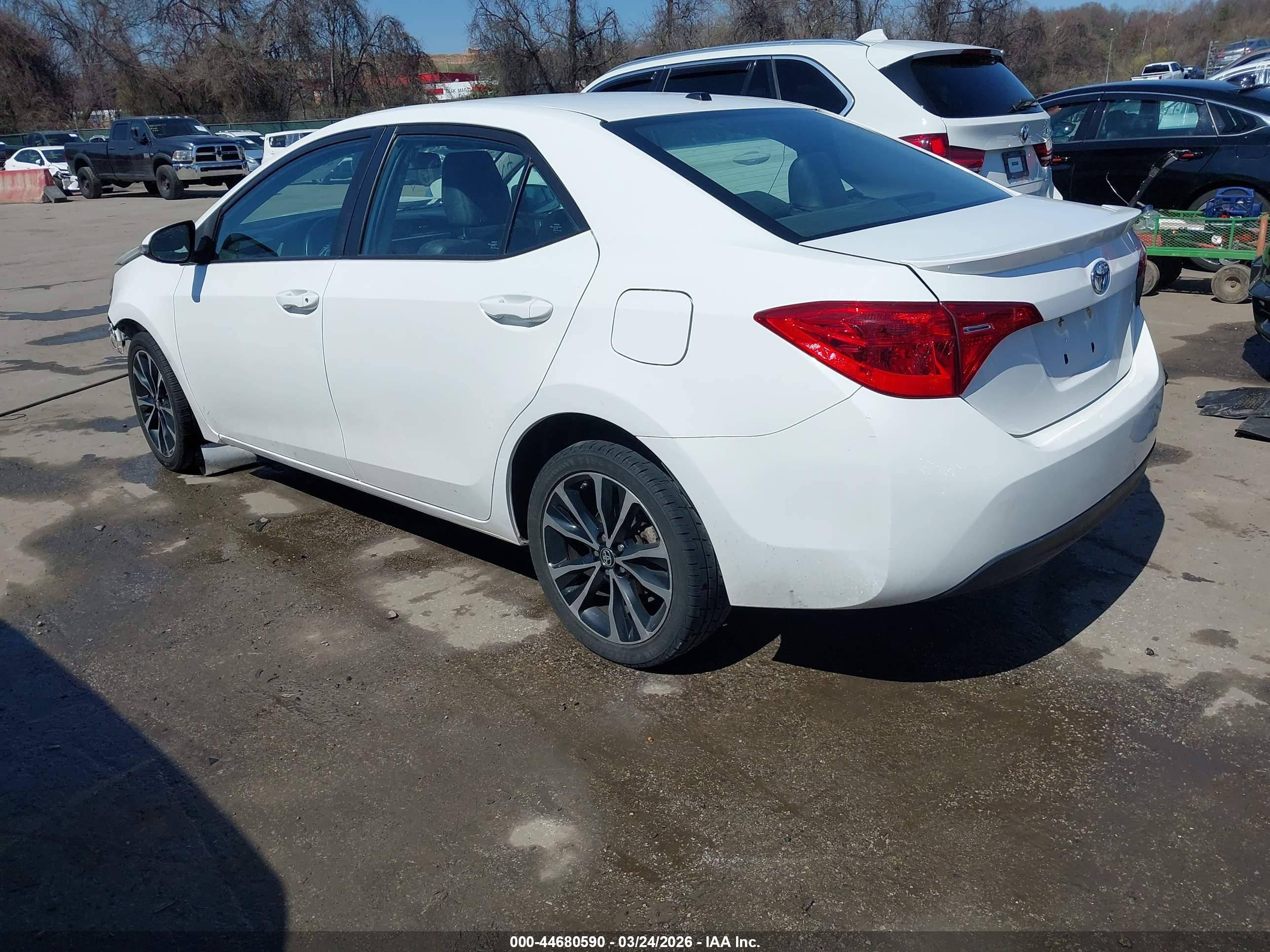 TOYOTA COROLLA image 3