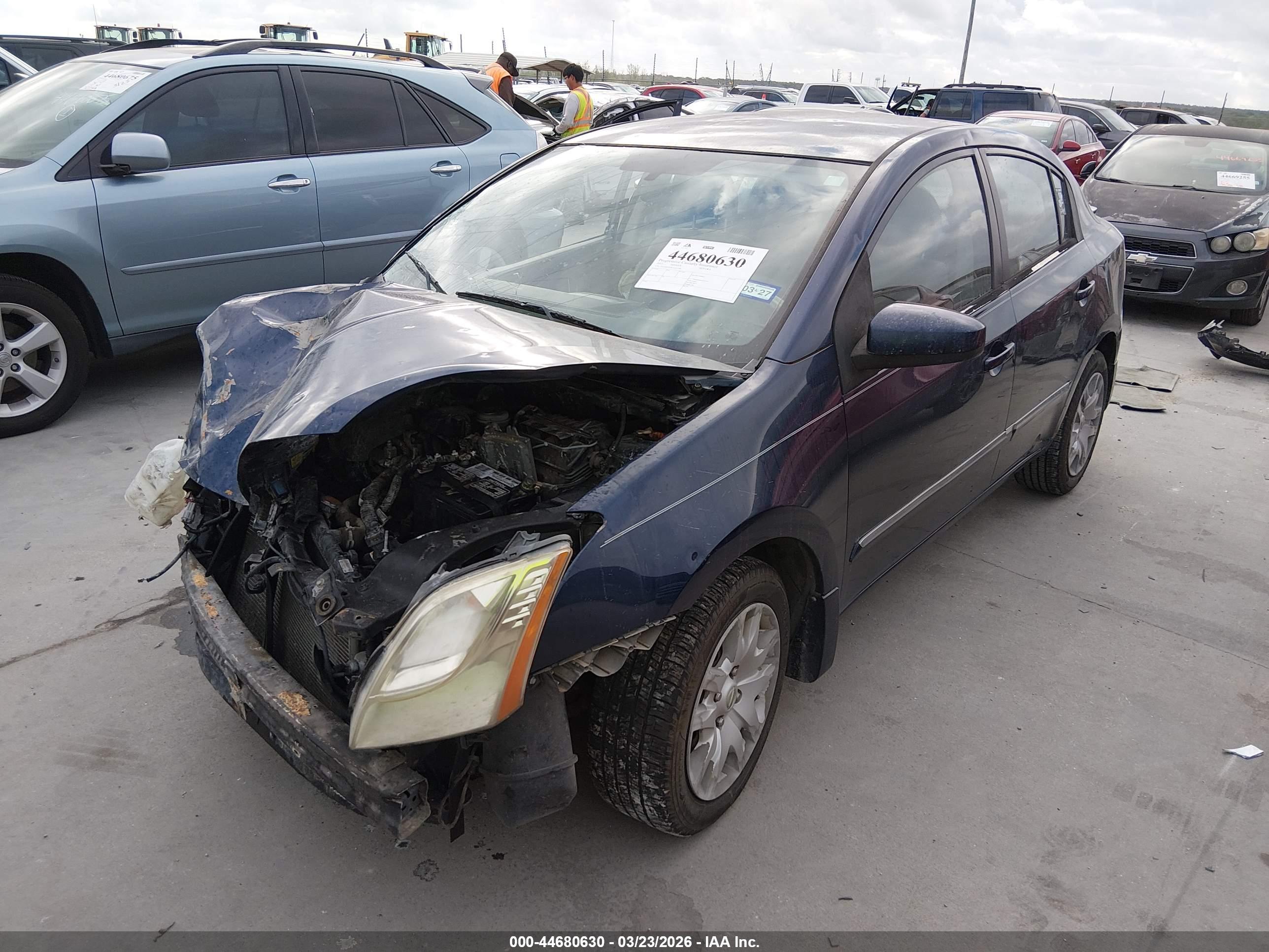 NISSAN SENTRA image 2