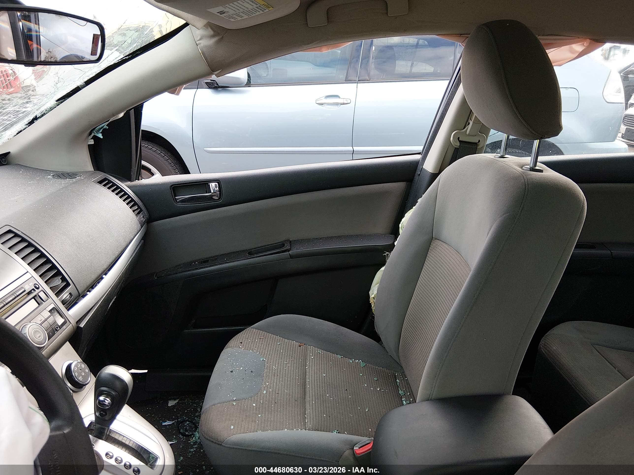 NISSAN SENTRA image 5