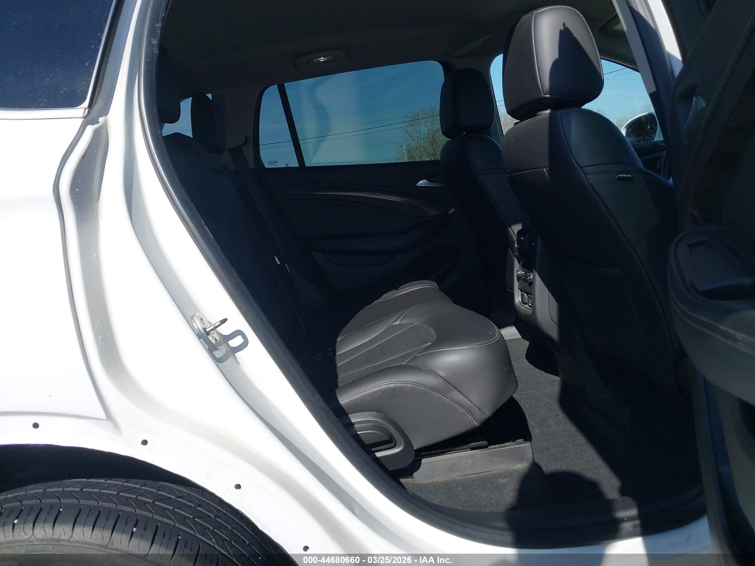 BUICK ENVISION image 8