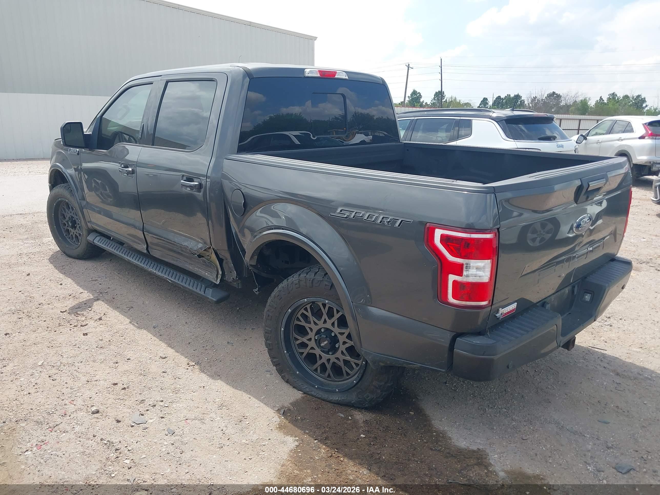 FORD F-150 image 3