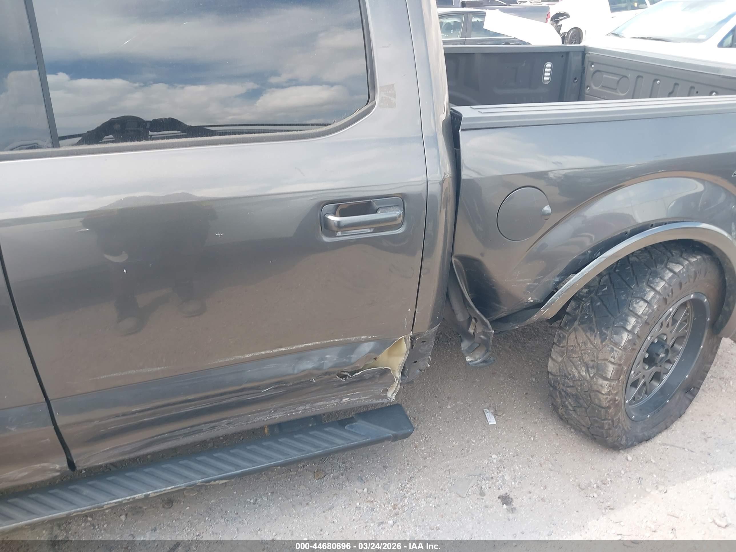 FORD F-150 image 6