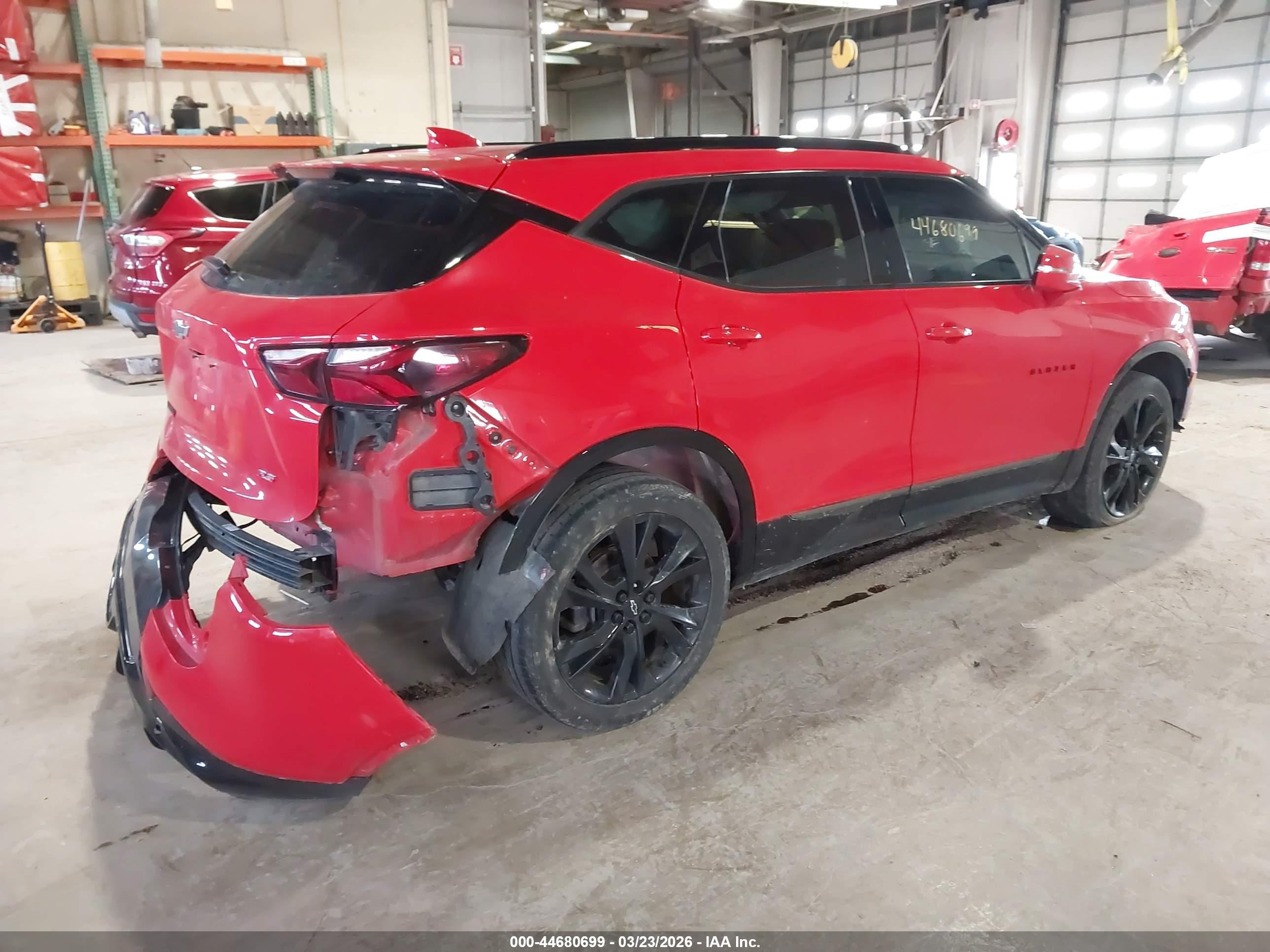CHEVROLET BLAZER image 4