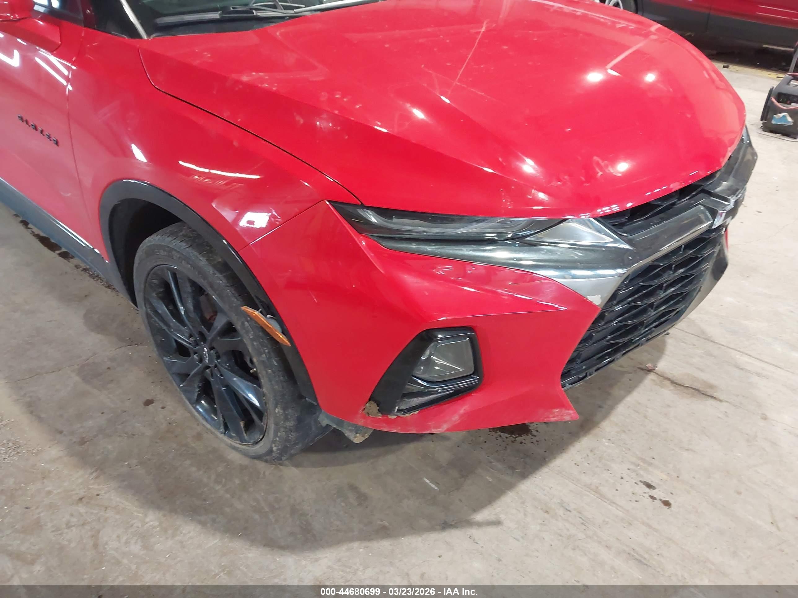 CHEVROLET BLAZER image 6